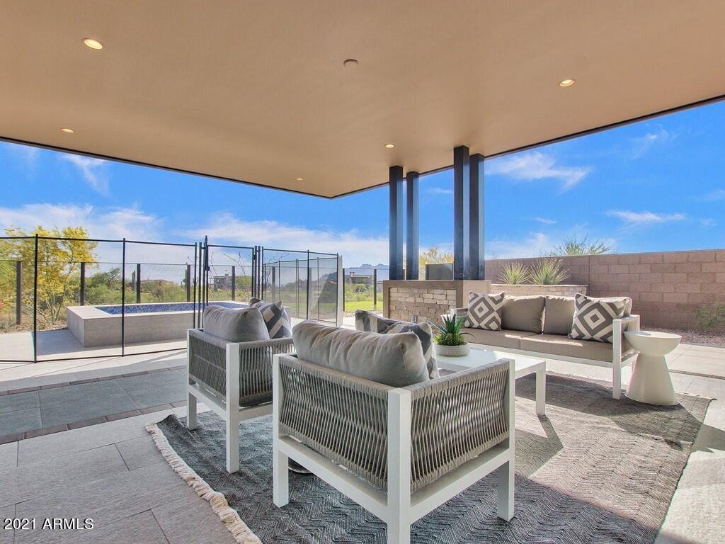DESERT MOUNTAIN - Residential