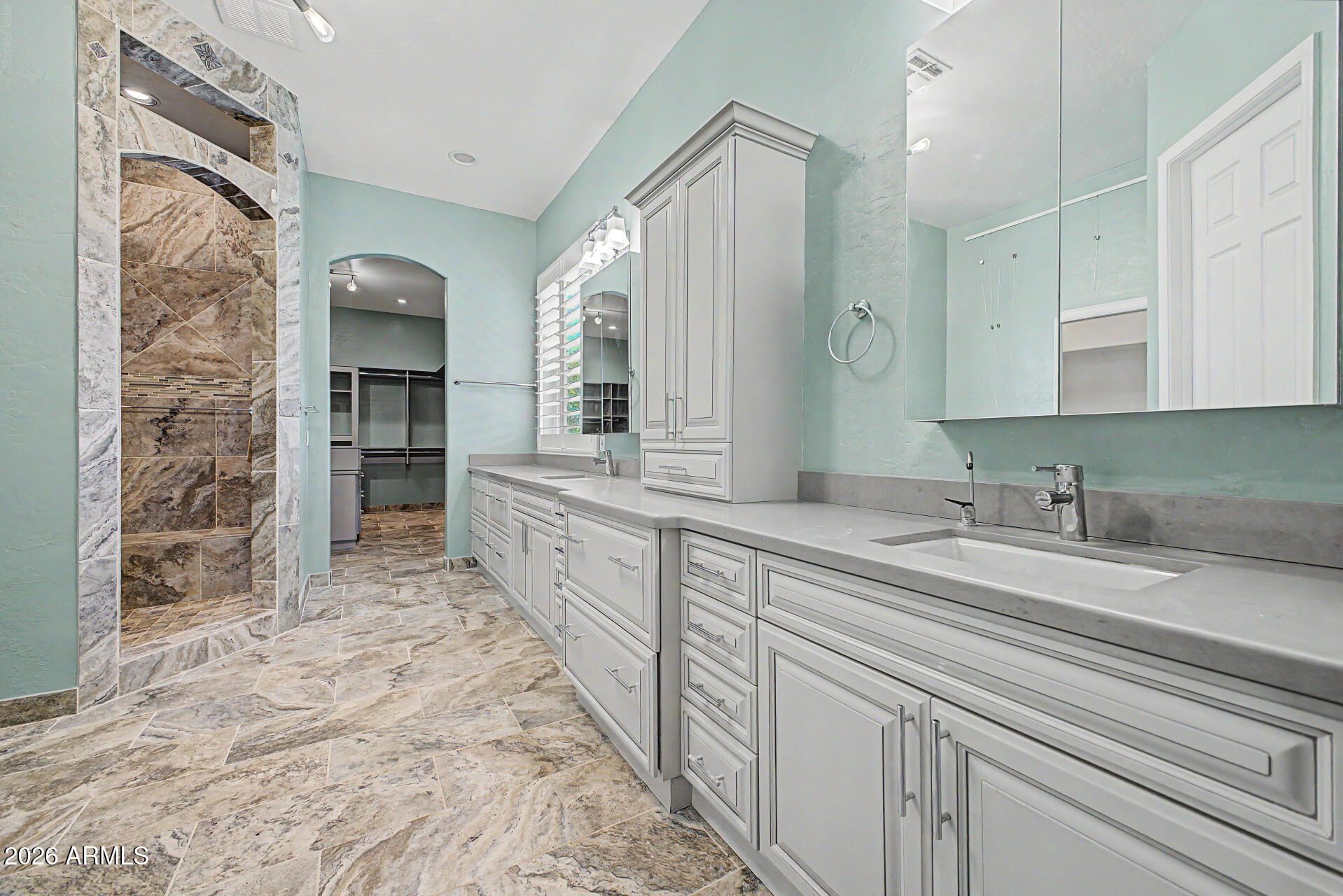 SAGUARO MOUNTAIN - Residential