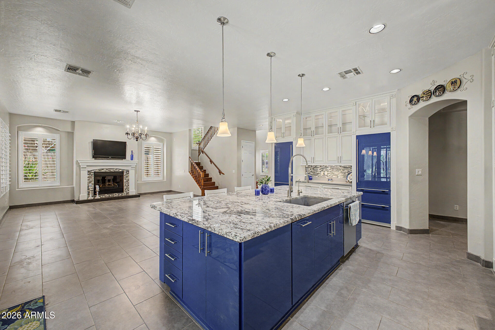 SAGUARO MOUNTAIN - Residential