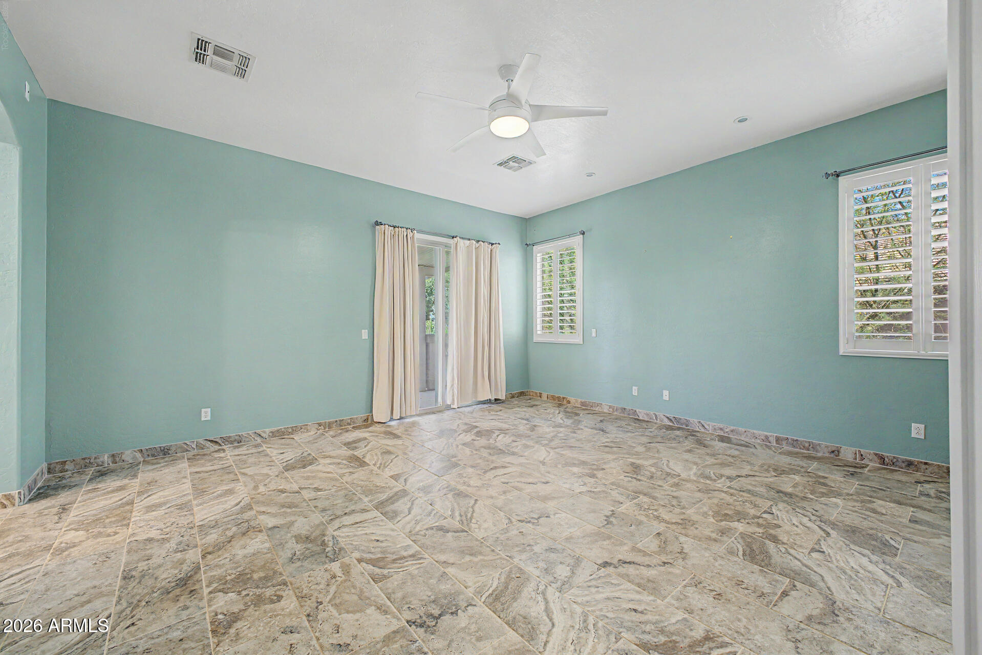 SAGUARO MOUNTAIN - Residential