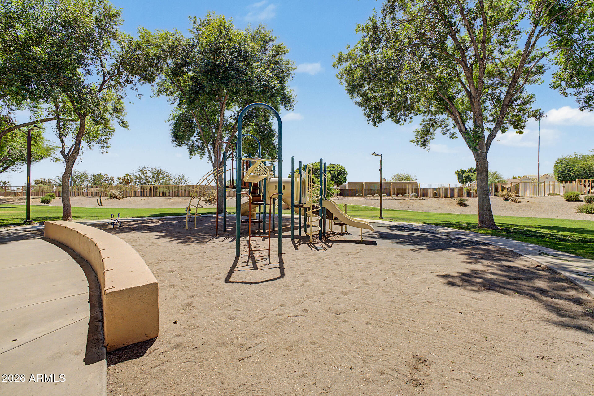 SAGUARO MOUNTAIN - Residential