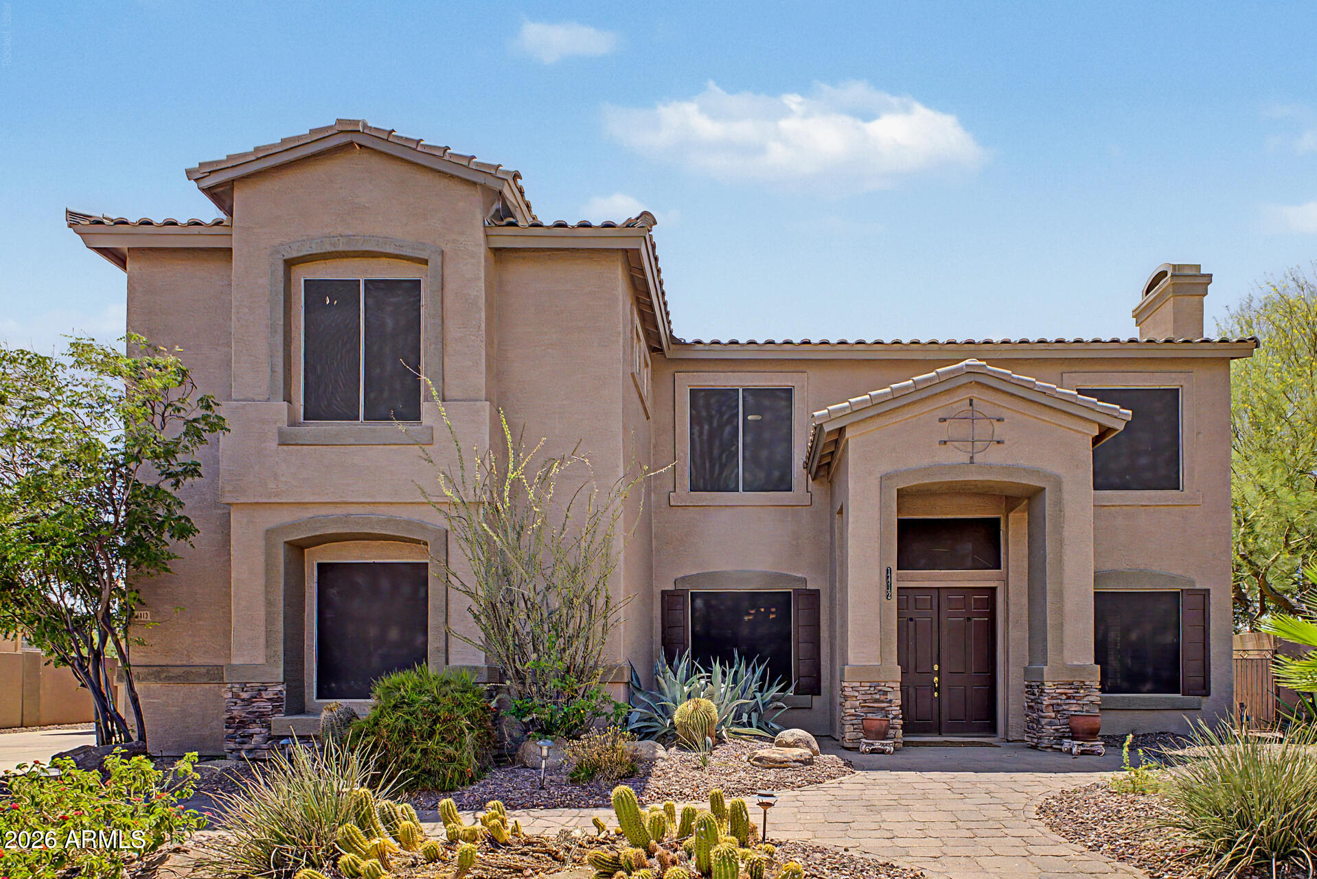 SAGUARO MOUNTAIN - Residential