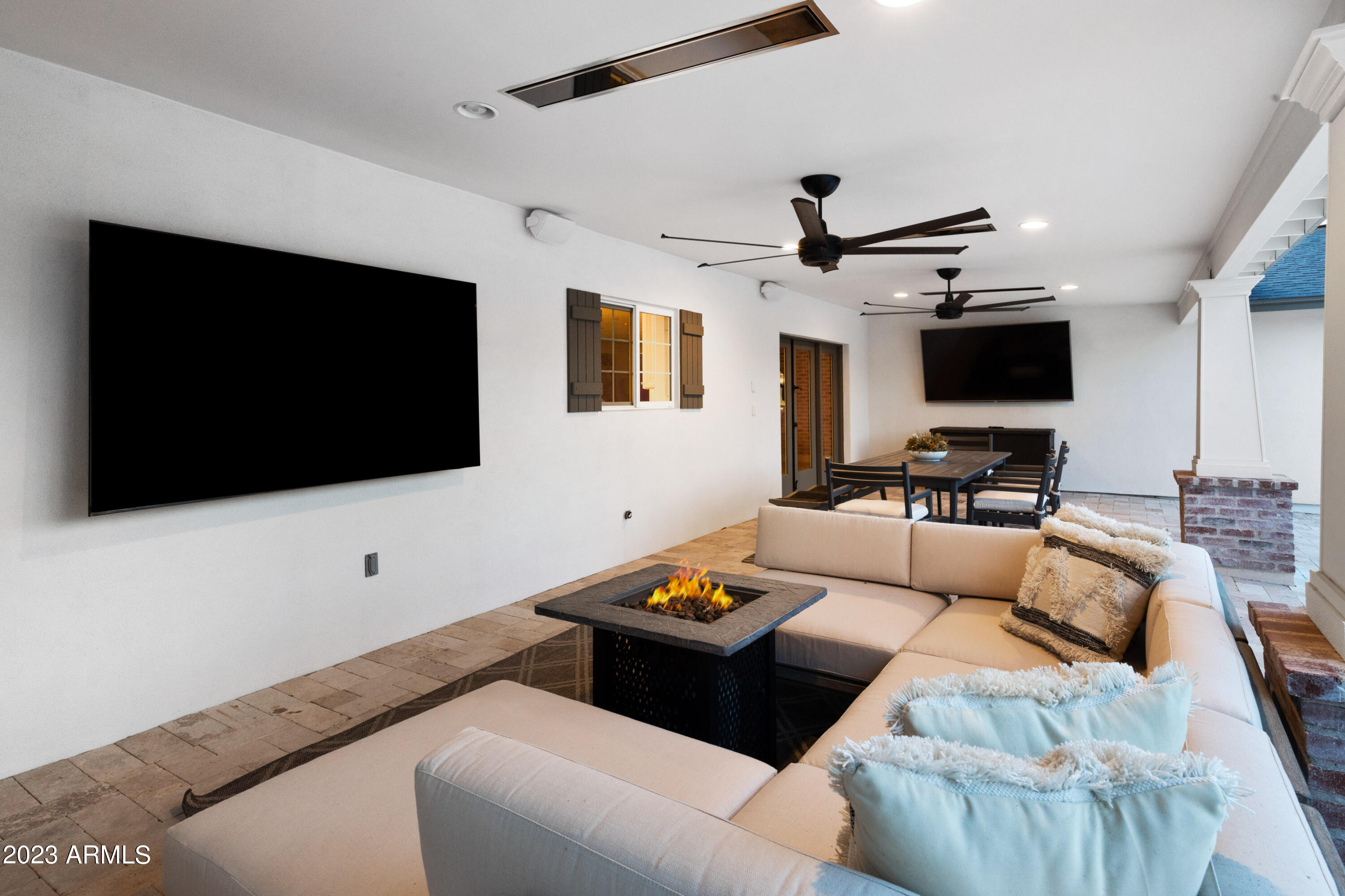 CORONADO VILLA - Residential