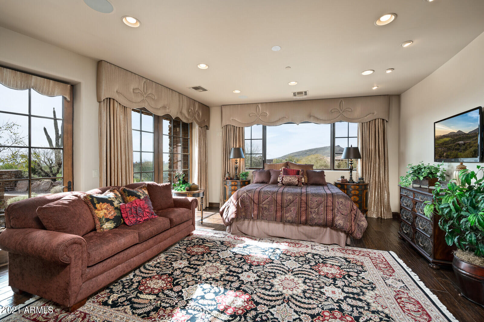 DESERT MOUNTAIN - Residential