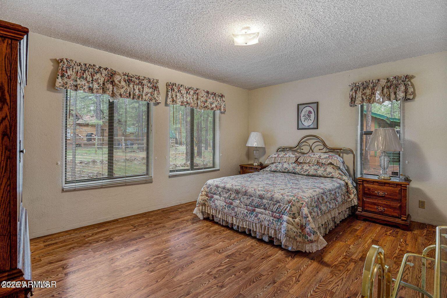 PINETOP LAKES UNIT 1 - Residential