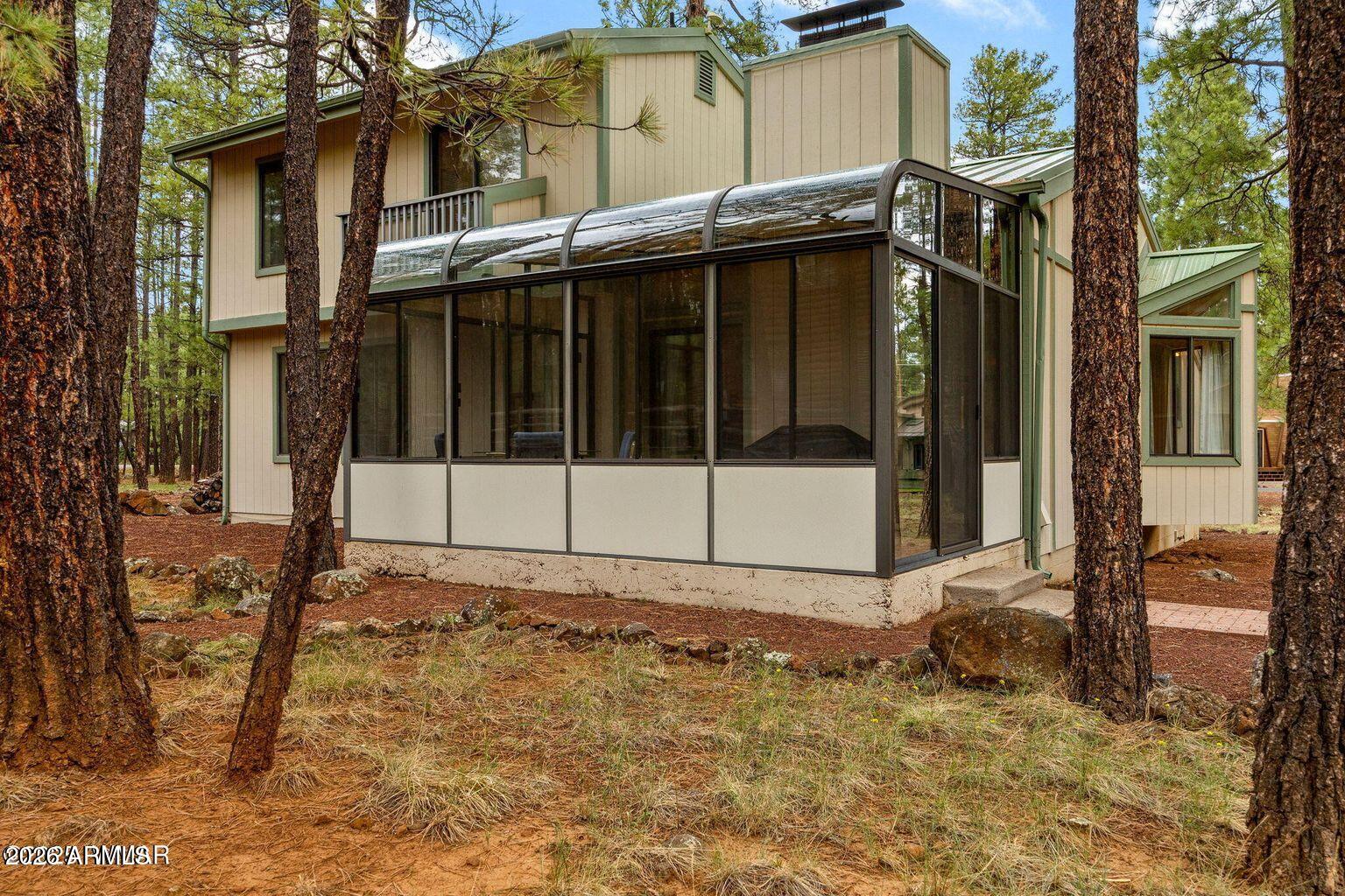 PINETOP LAKES UNIT 1 - Residential