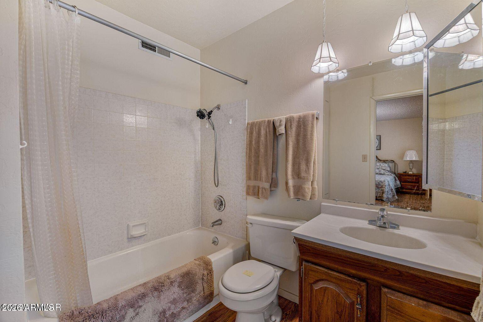 PINETOP LAKES UNIT 1 - Residential