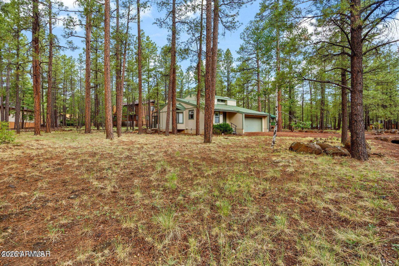 PINETOP LAKES UNIT 1 - Residential