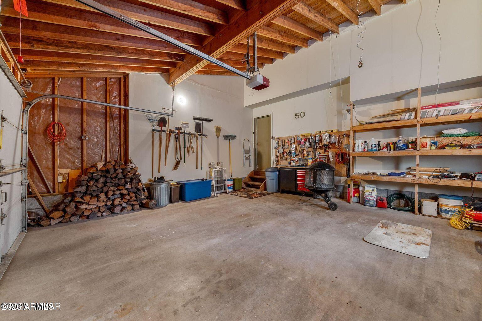 PINETOP LAKES UNIT 1 - Residential