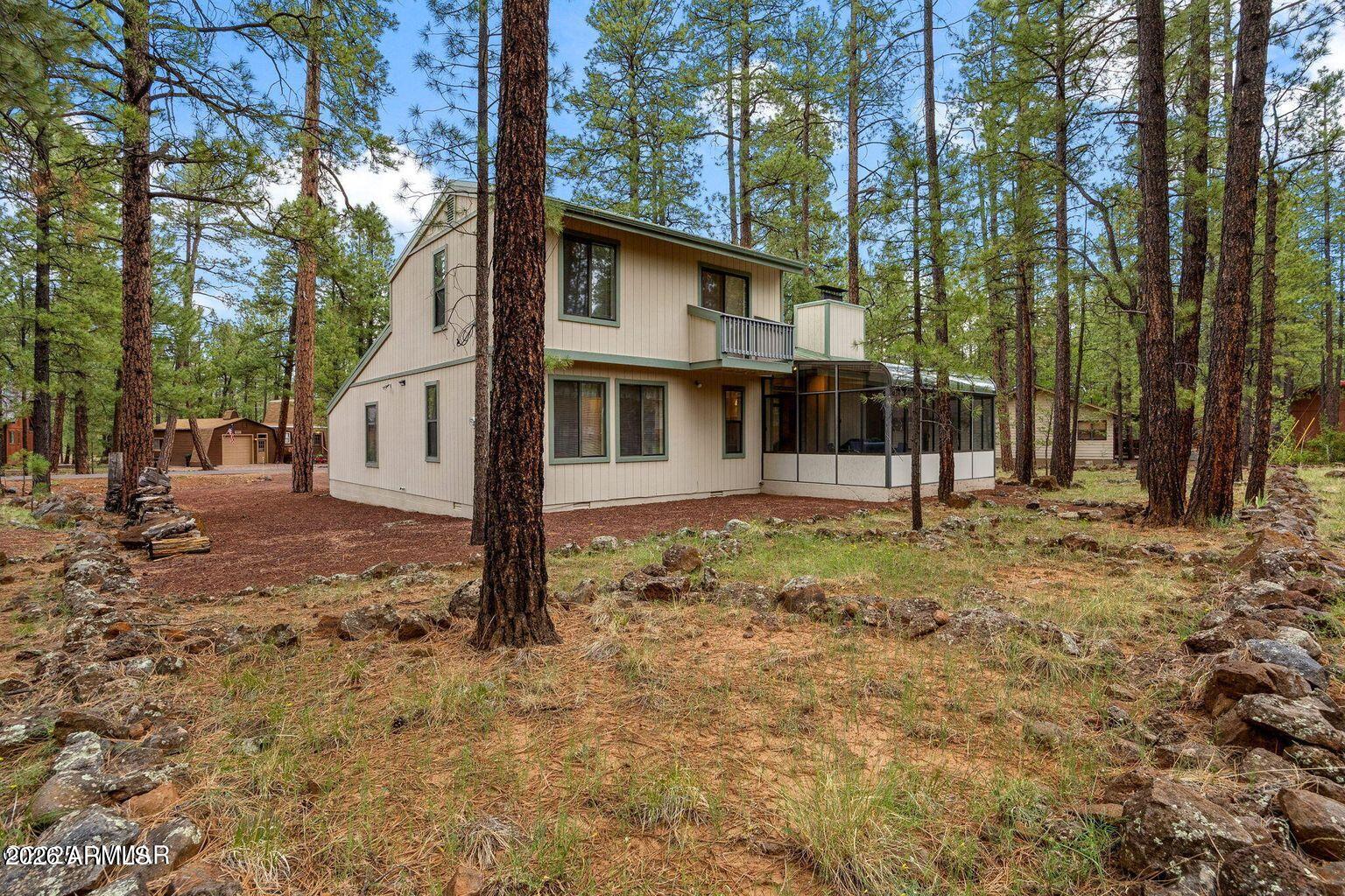 PINETOP LAKES UNIT 1 - Residential
