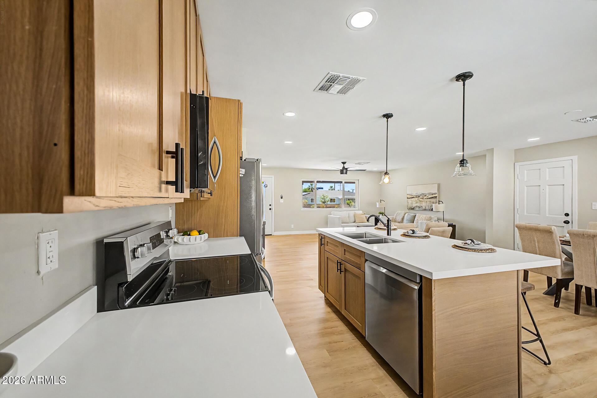 HILLSIDE HOMES - Residential
