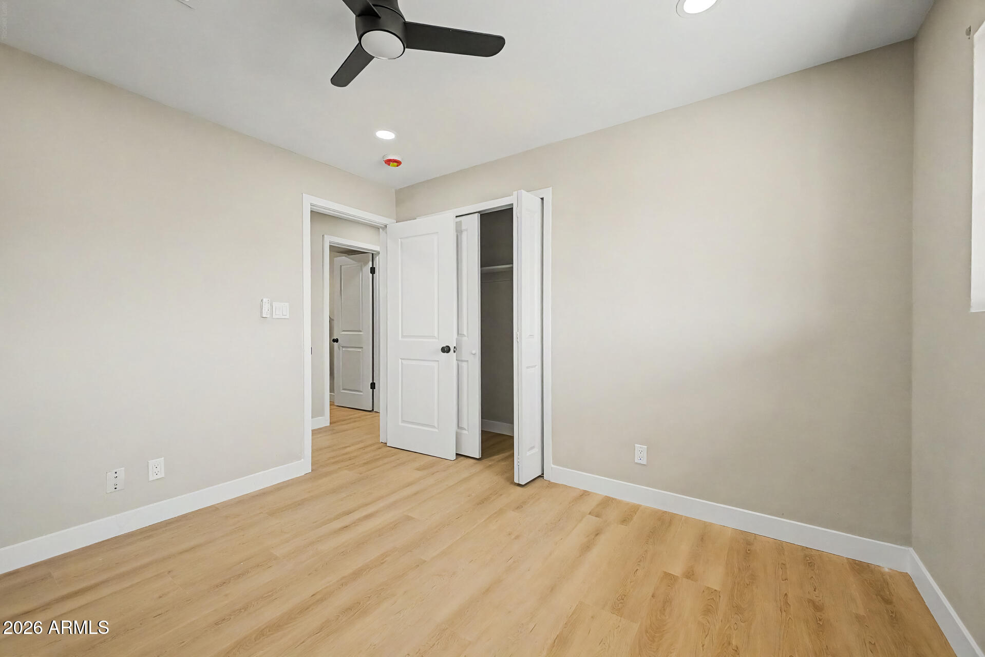 HILLSIDE HOMES - Residential