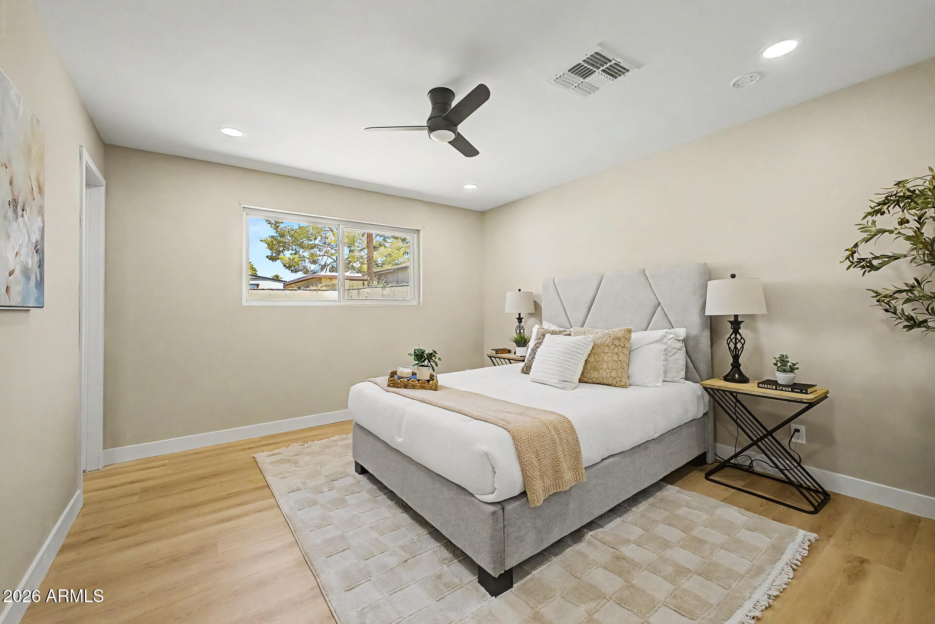 HILLSIDE HOMES - Residential