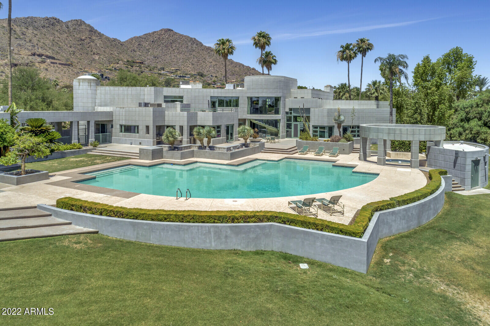 CAMELBACK LANDS - Residential