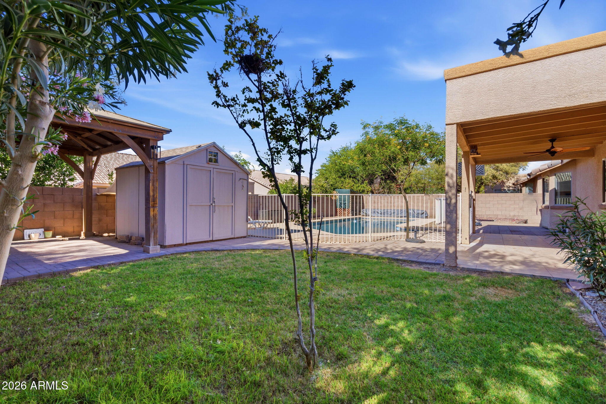 MESQUITE RANCH - Residential