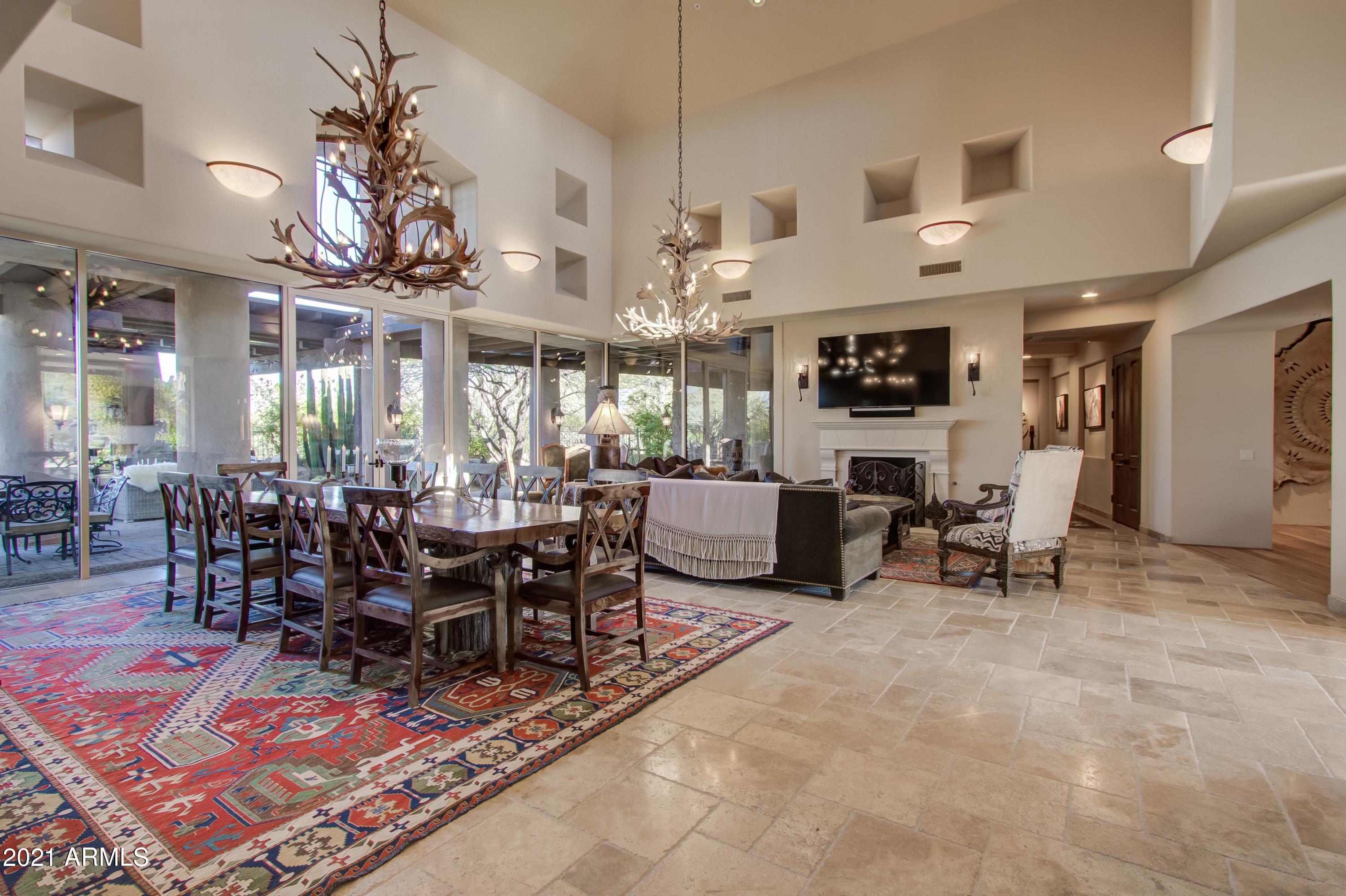 Estancia - Residential