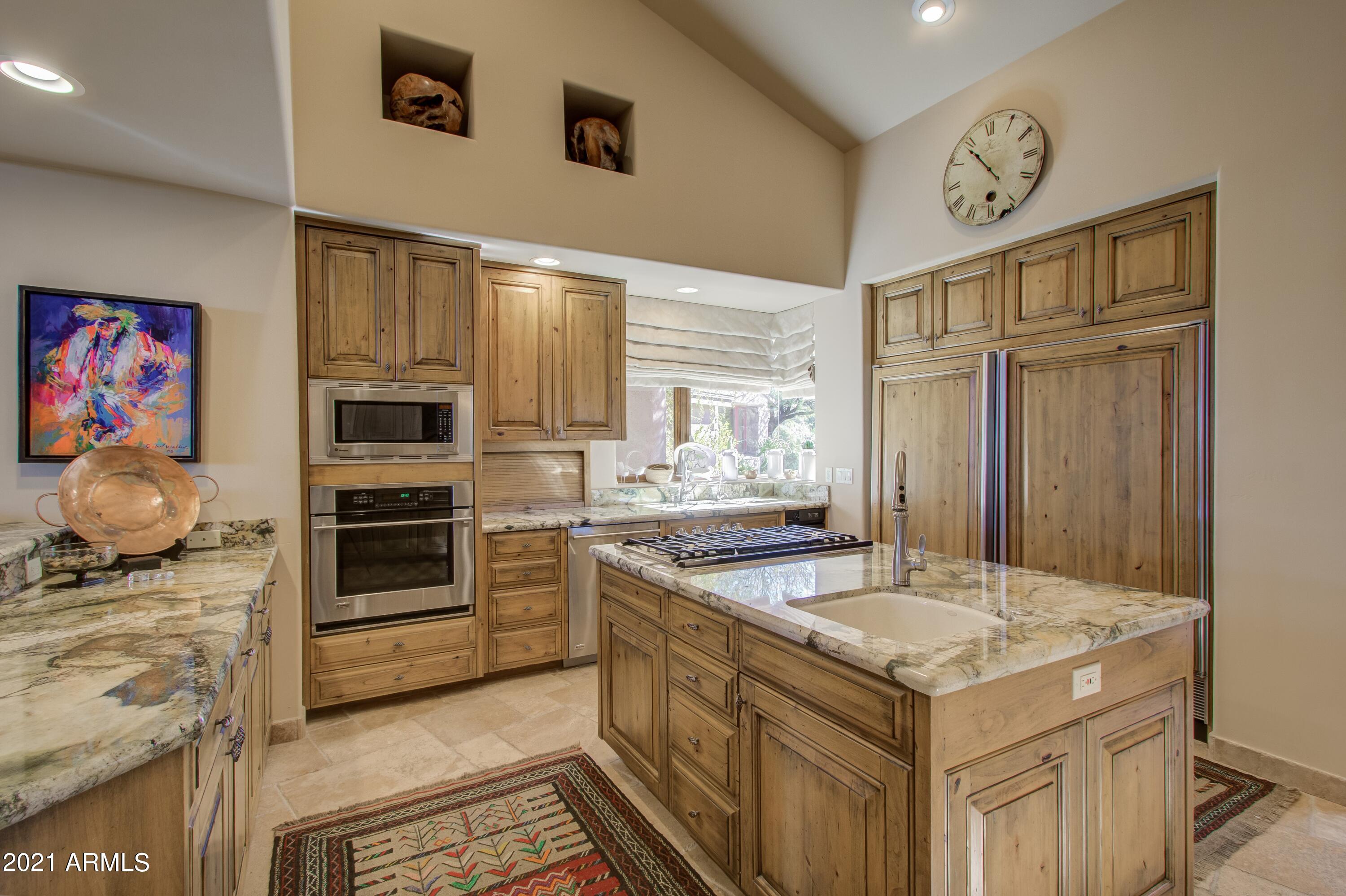 Estancia - Residential