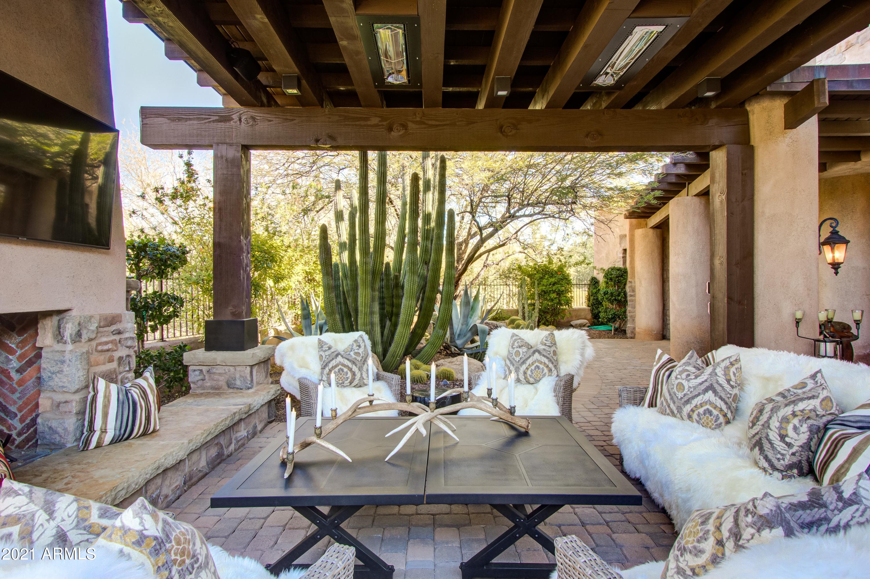 Estancia - Residential