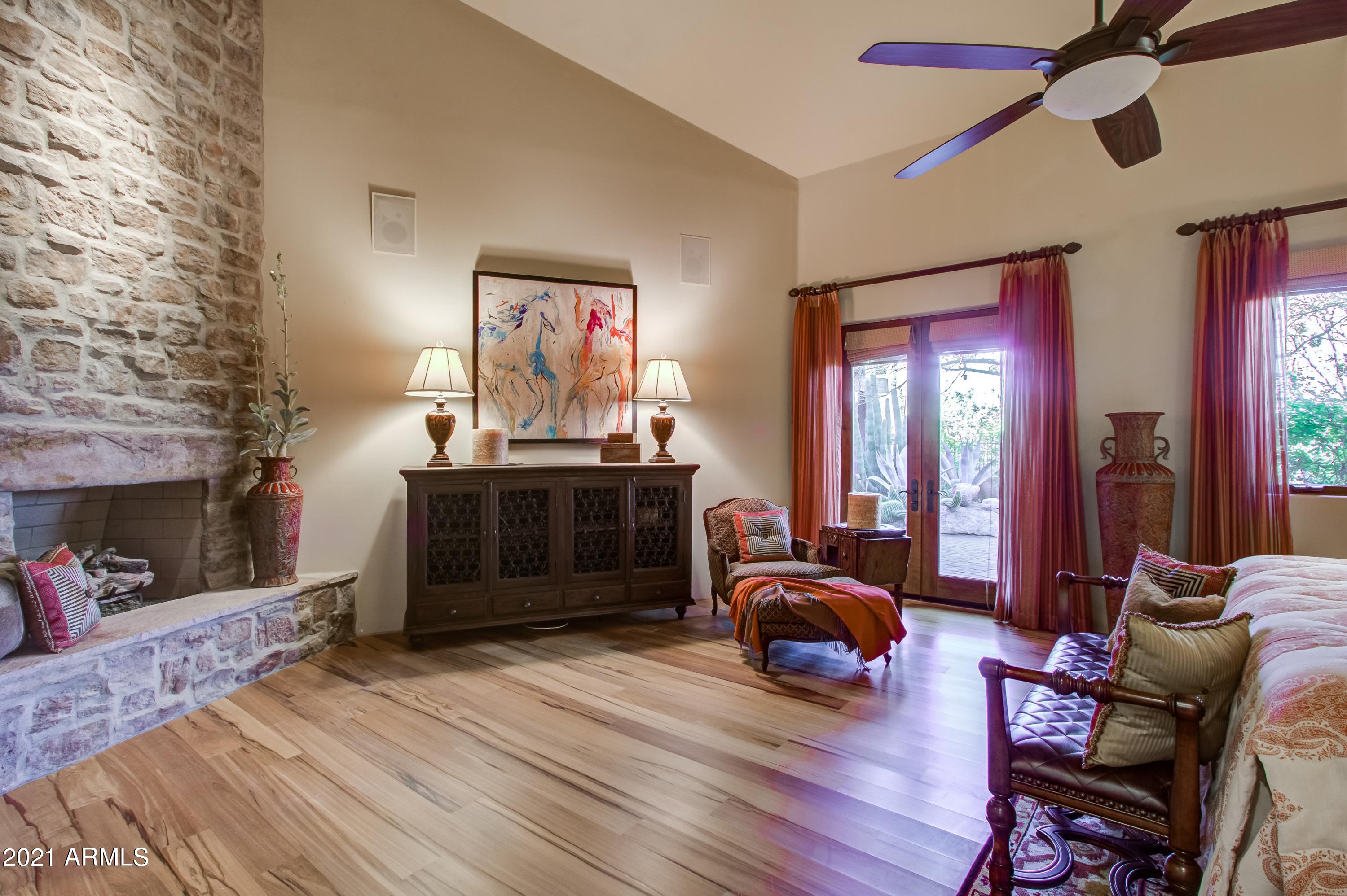 Estancia - Residential