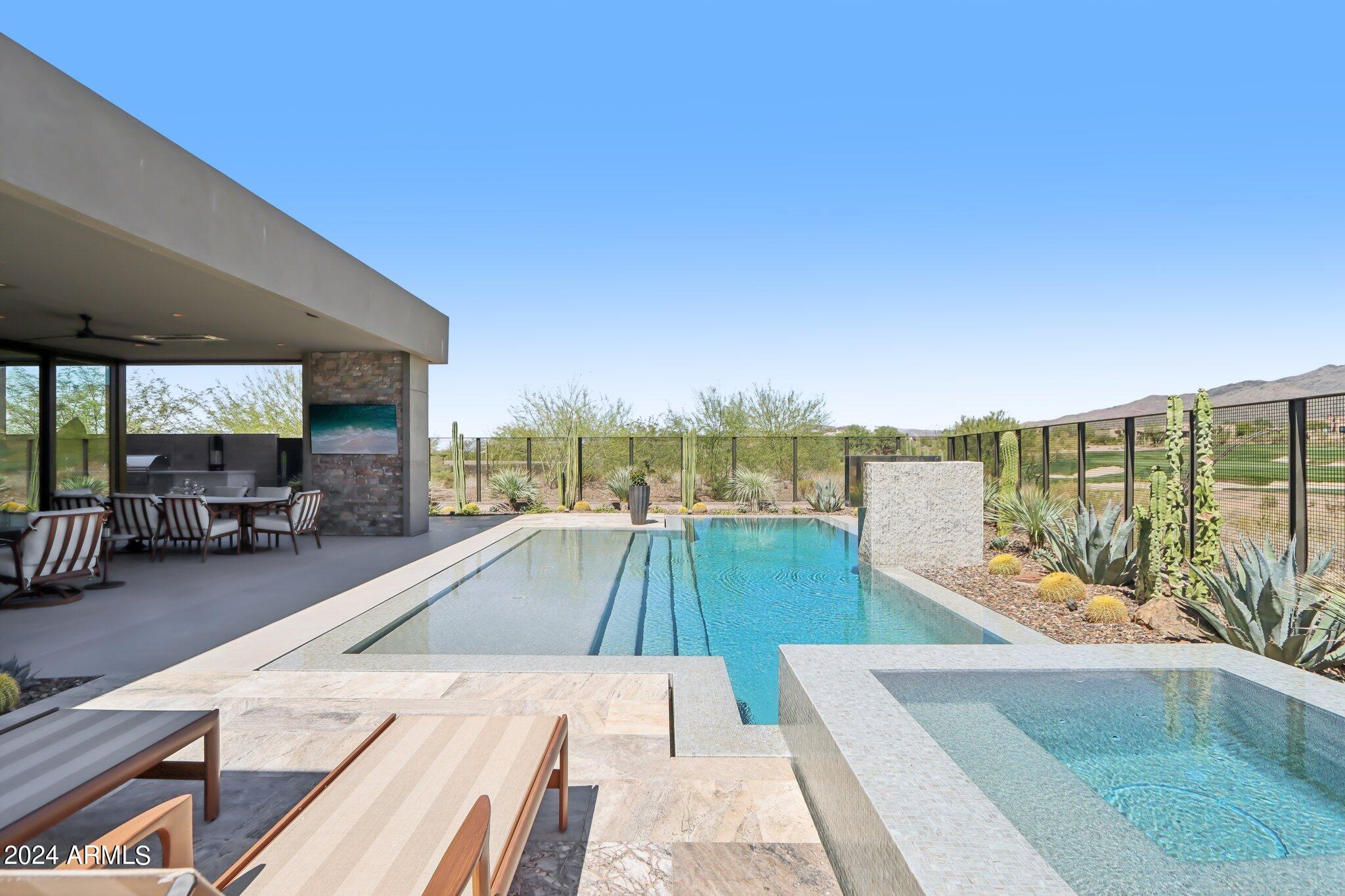 DESERT MOUNTAIN PARCEL 19 CONDOMINIUMS PHASE 2 - Residential