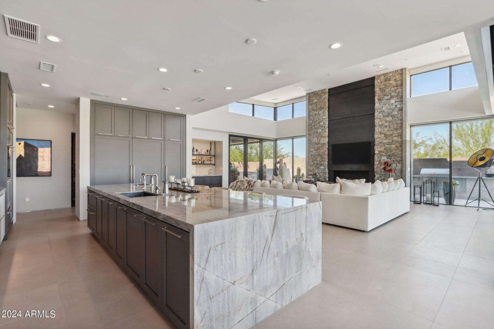 DESERT MOUNTAIN PARCEL 19 CONDOMINIUMS PHASE 2 - Residential