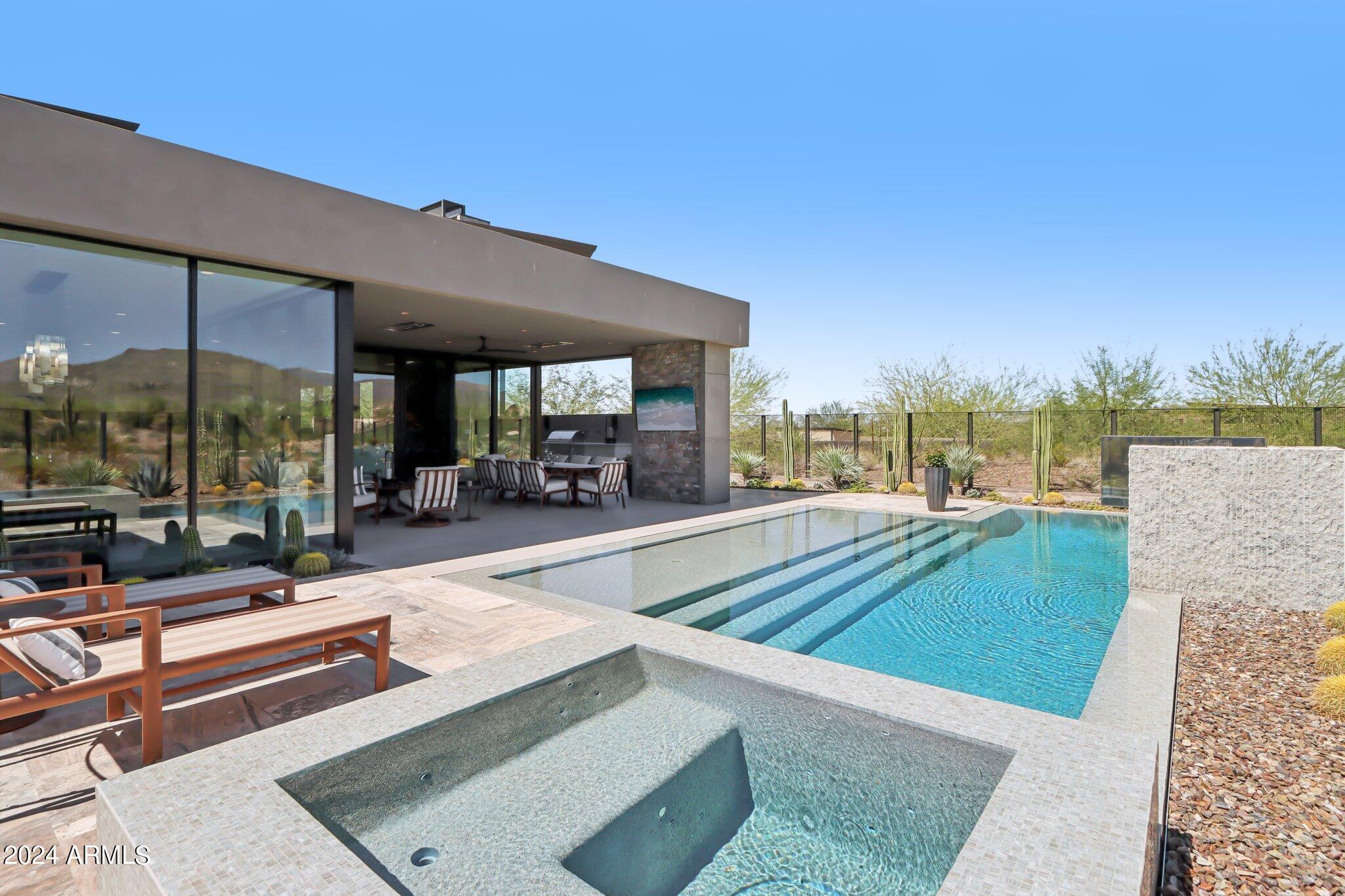 DESERT MOUNTAIN PARCEL 19 CONDOMINIUMS PHASE 2 - Residential
