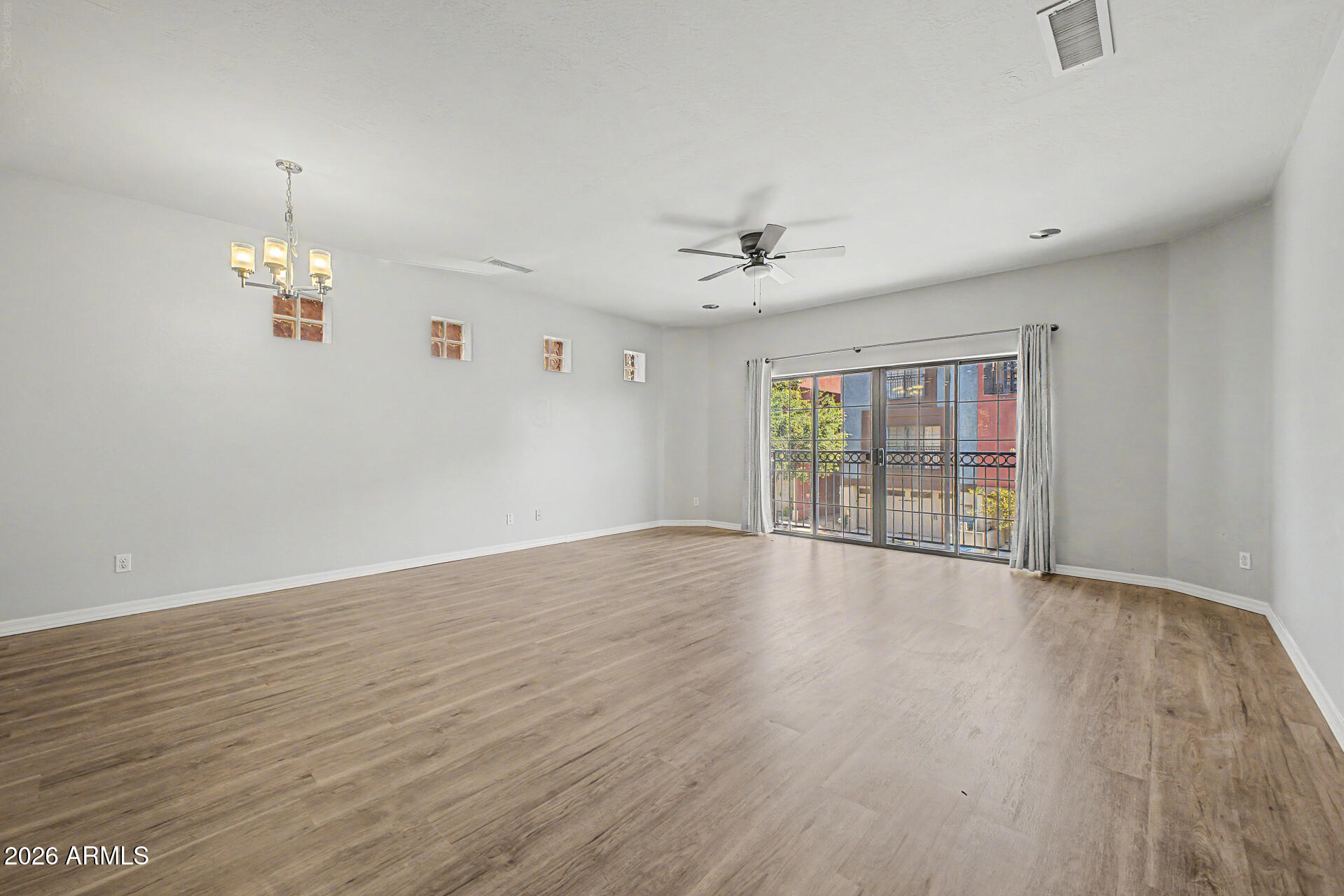 BROWNSTONE SQUARE - Residential