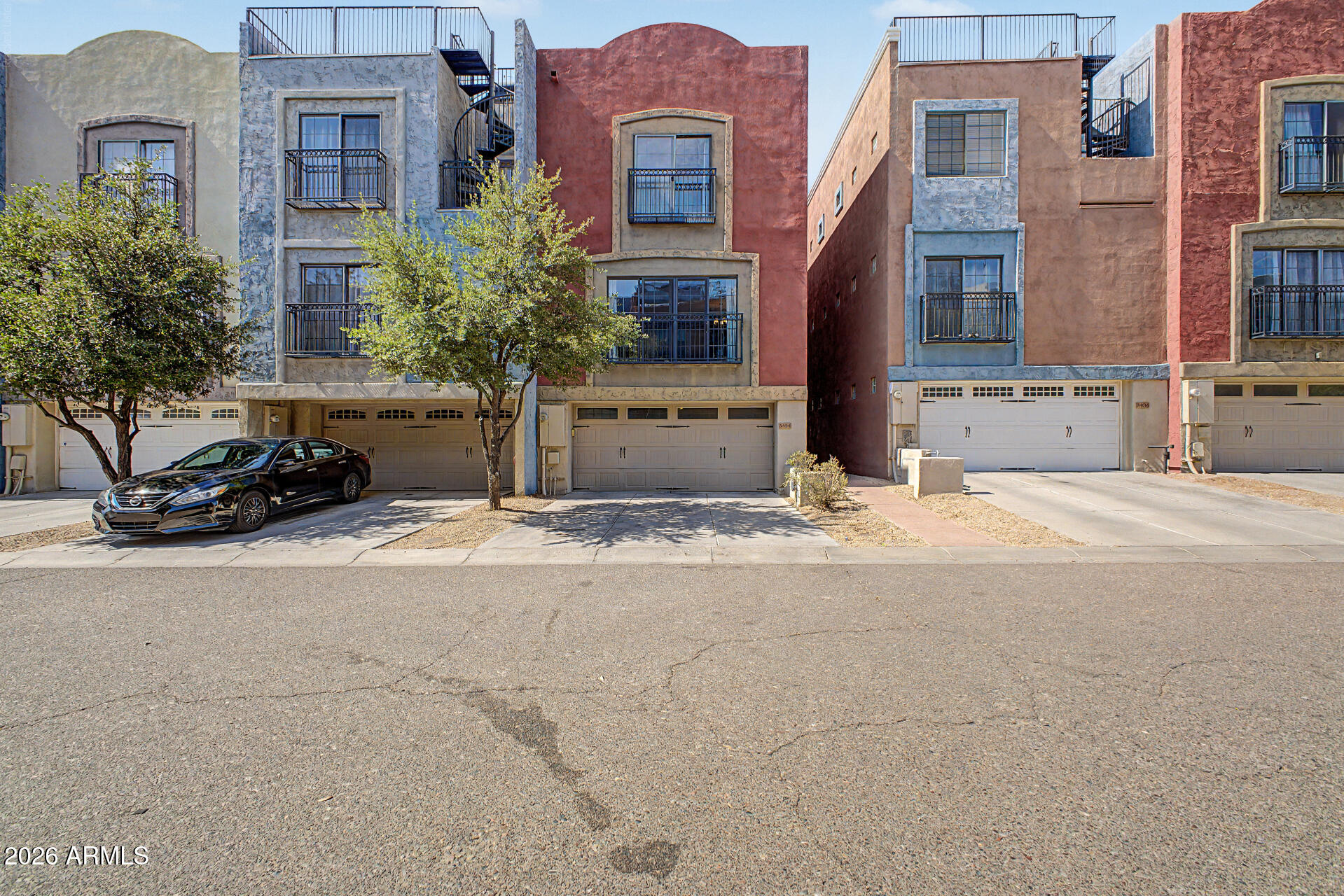 BROWNSTONE SQUARE - Residential