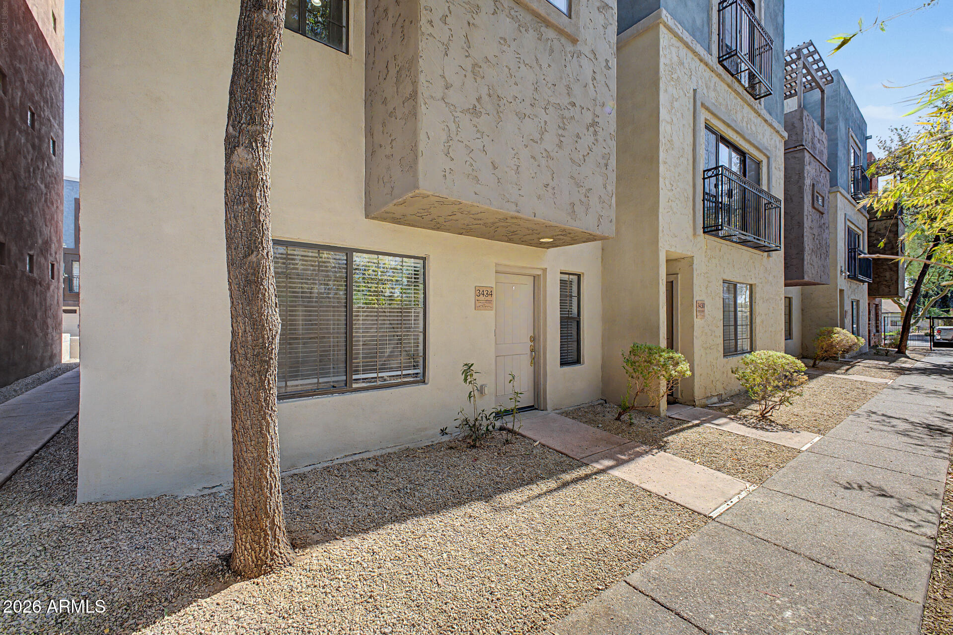 BROWNSTONE SQUARE - Residential