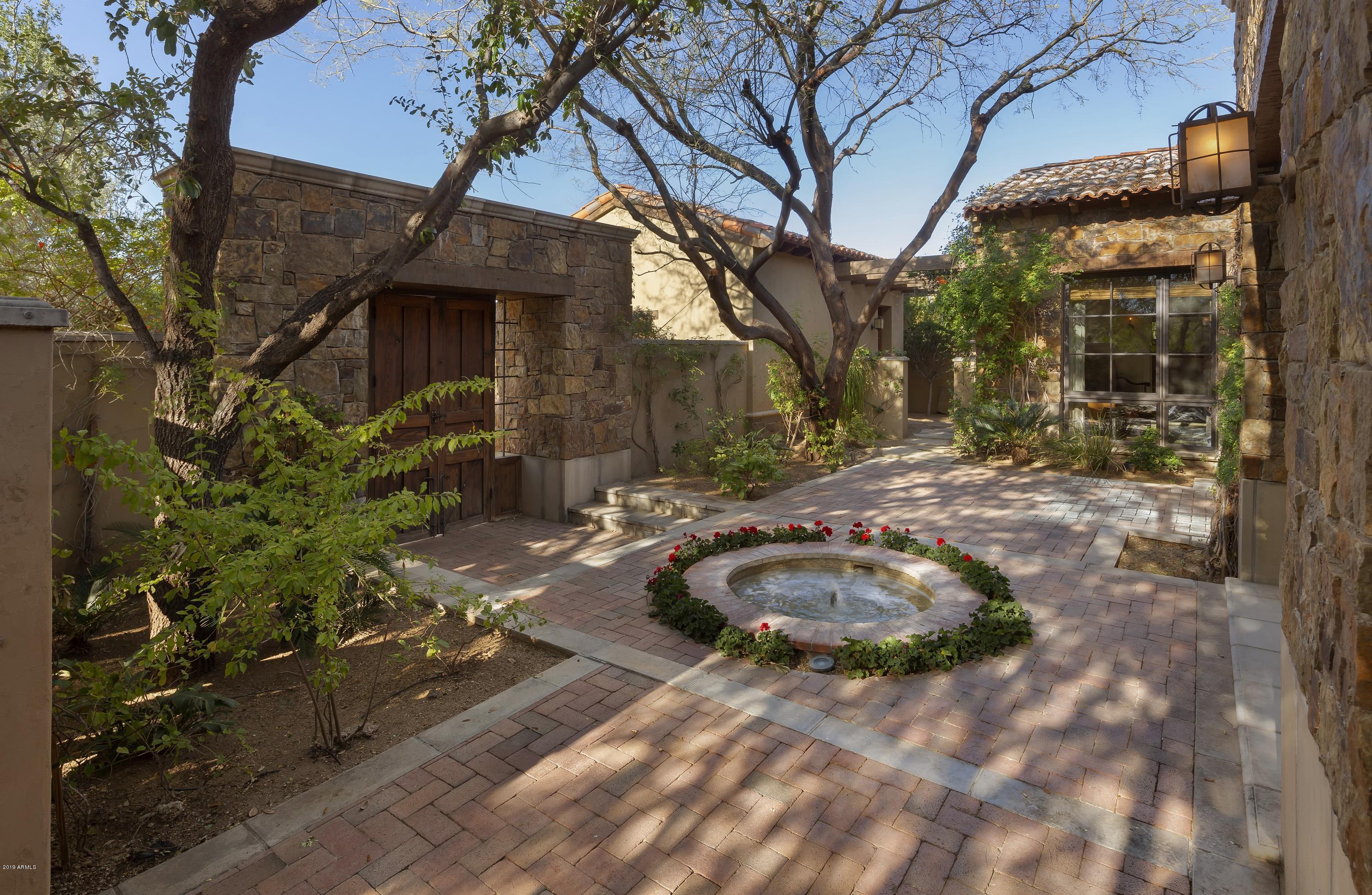 Estancia - Residential