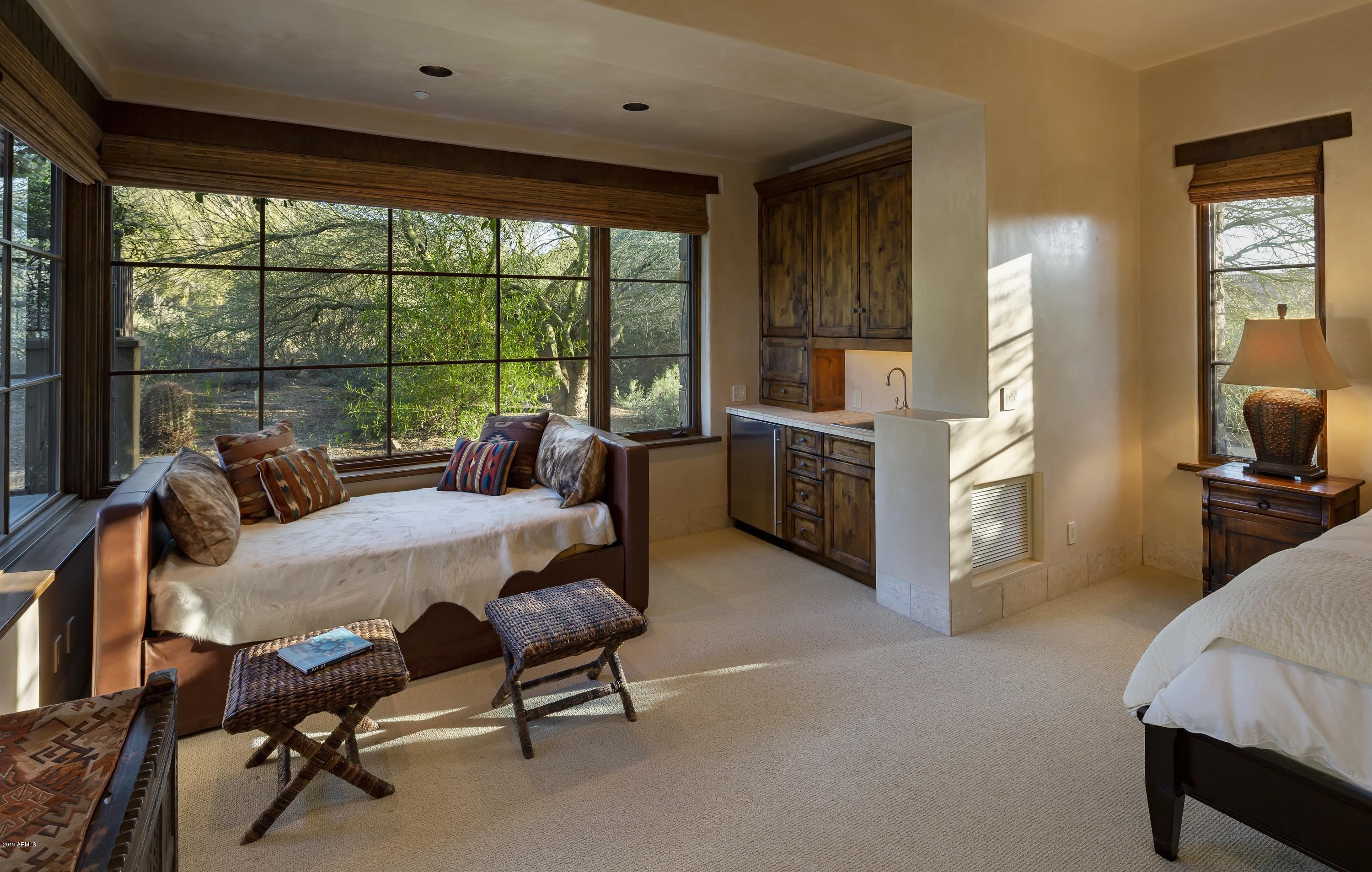 Estancia - Residential