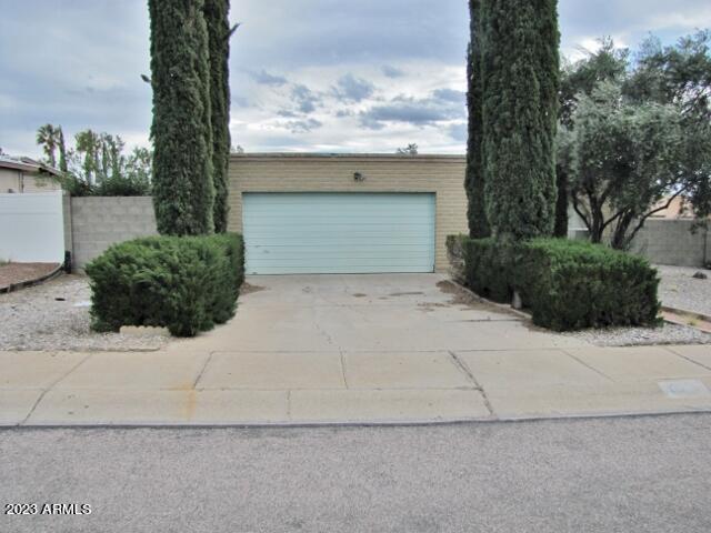 VISTA VILLAGE 1 - Residential Lease