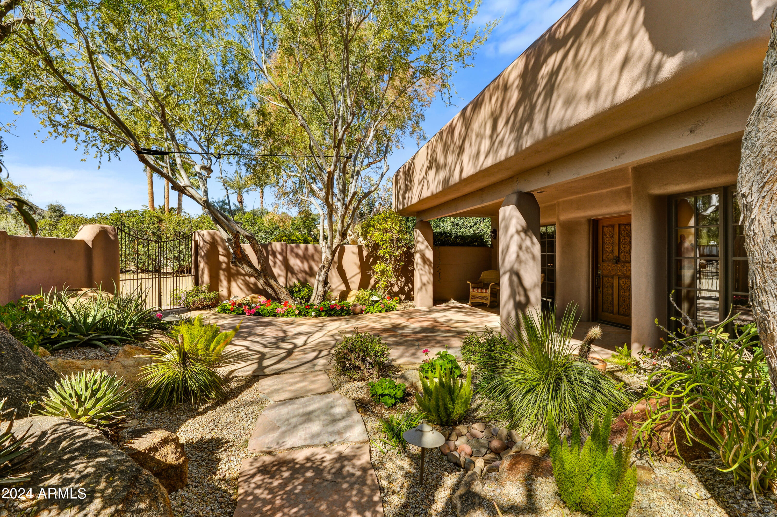 CAMELBACK COUNTRY CLUB ESTATES 2 AMENDED - Residential