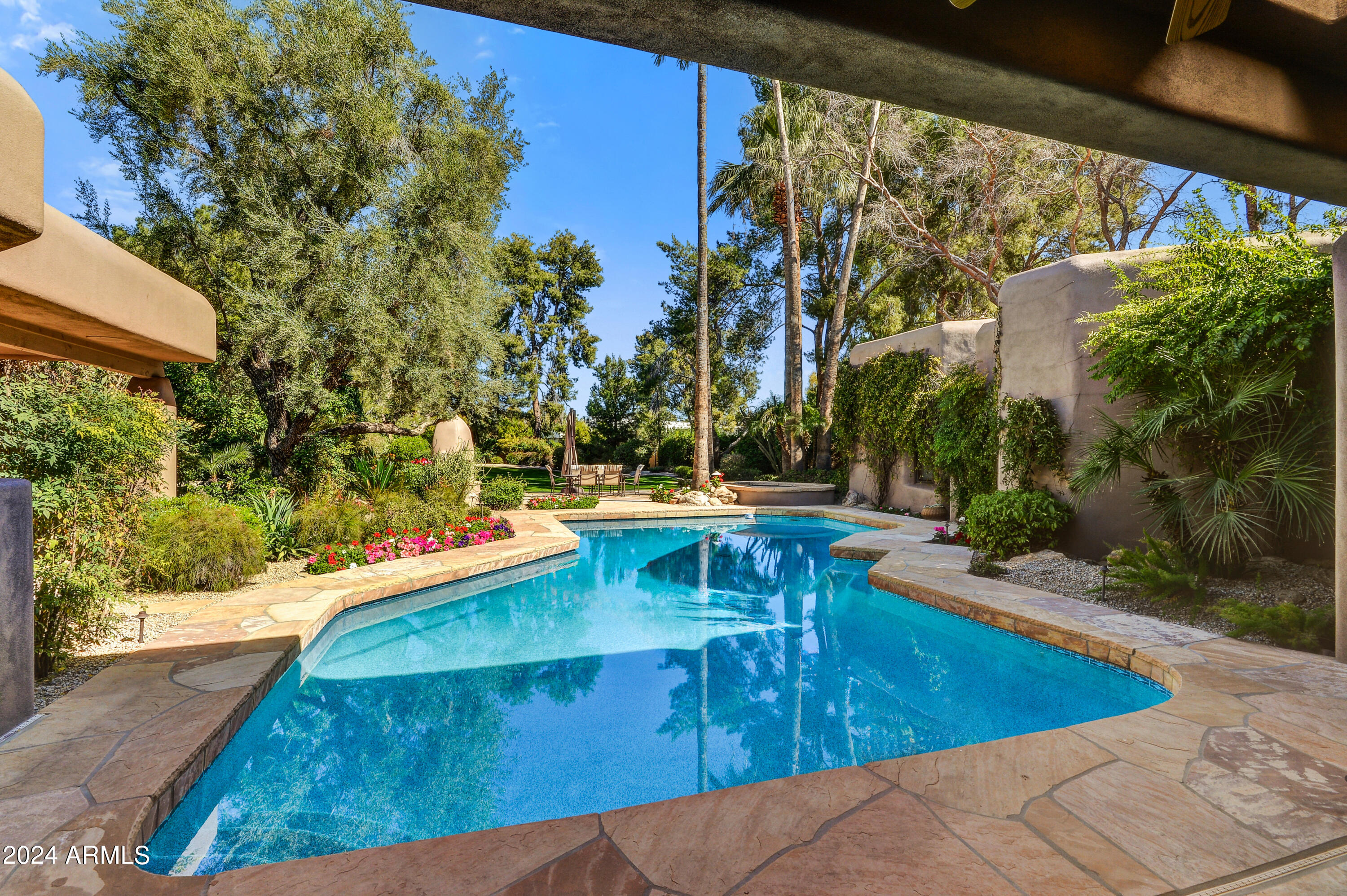 CAMELBACK COUNTRY CLUB ESTATES 2 AMENDED - Residential