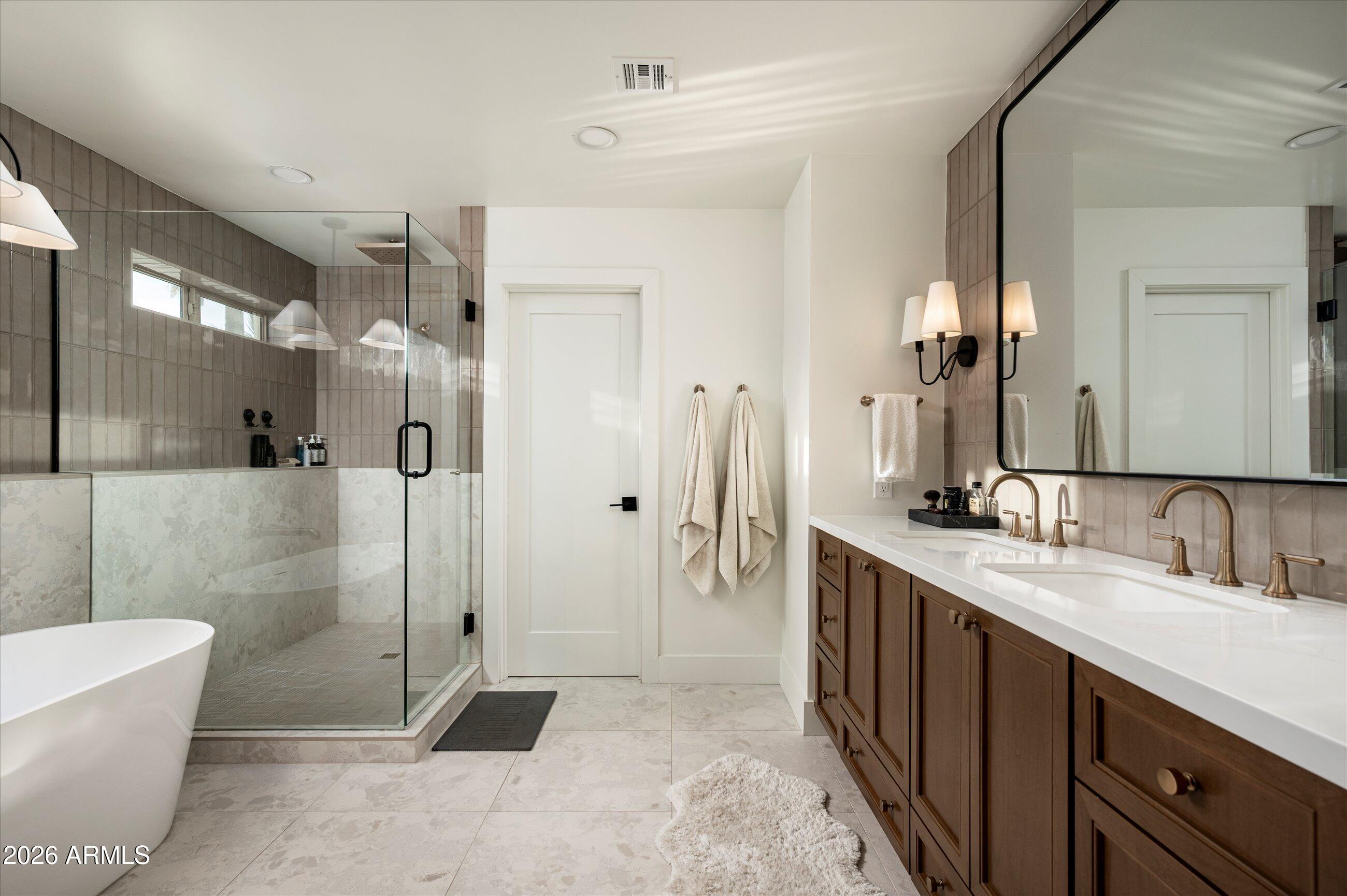 EASTWOOD AMD - Residential