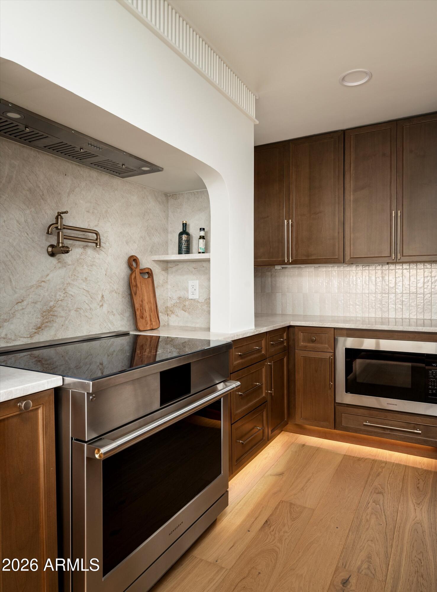 EASTWOOD AMD - Residential