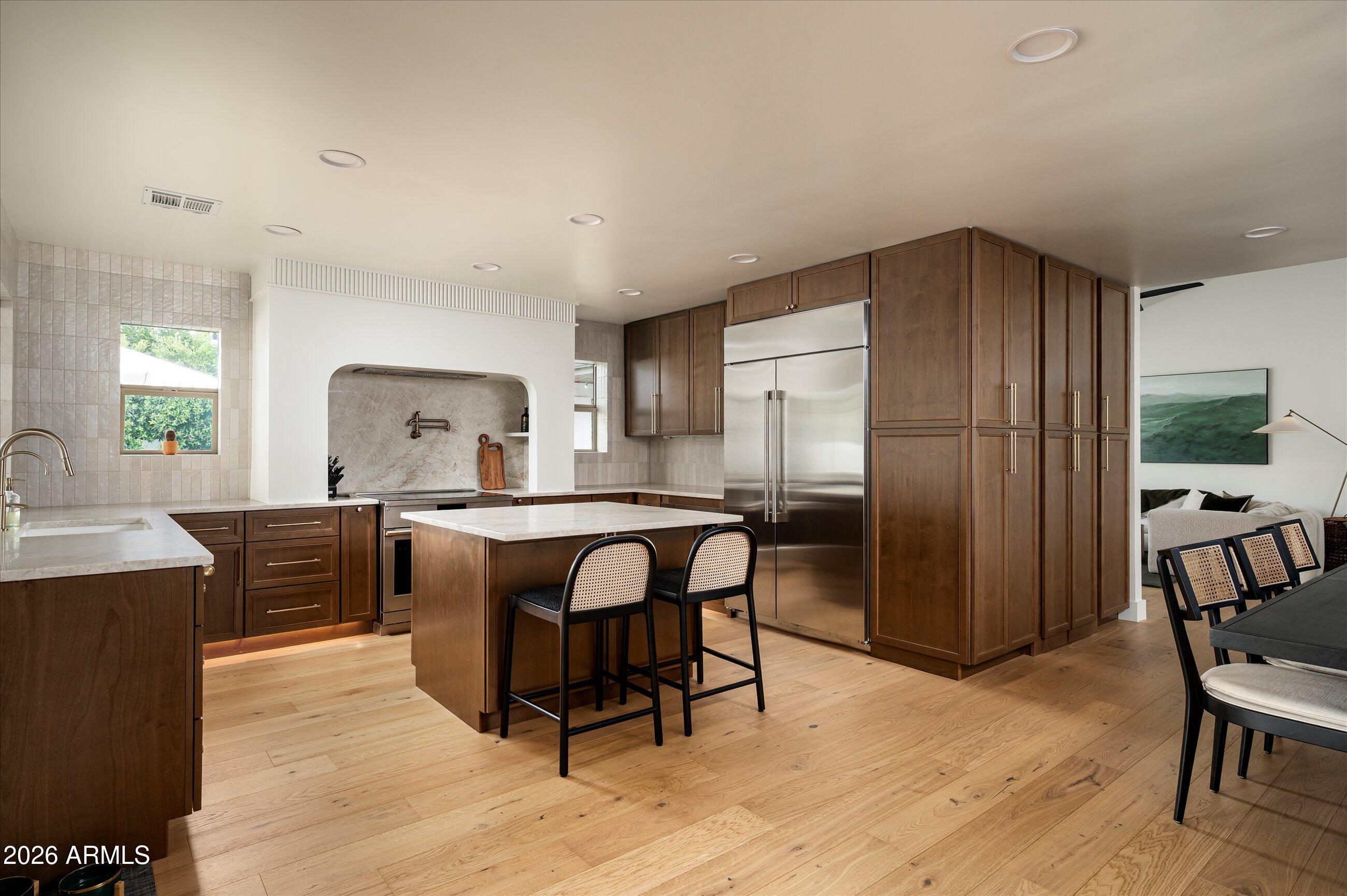 EASTWOOD AMD - Residential