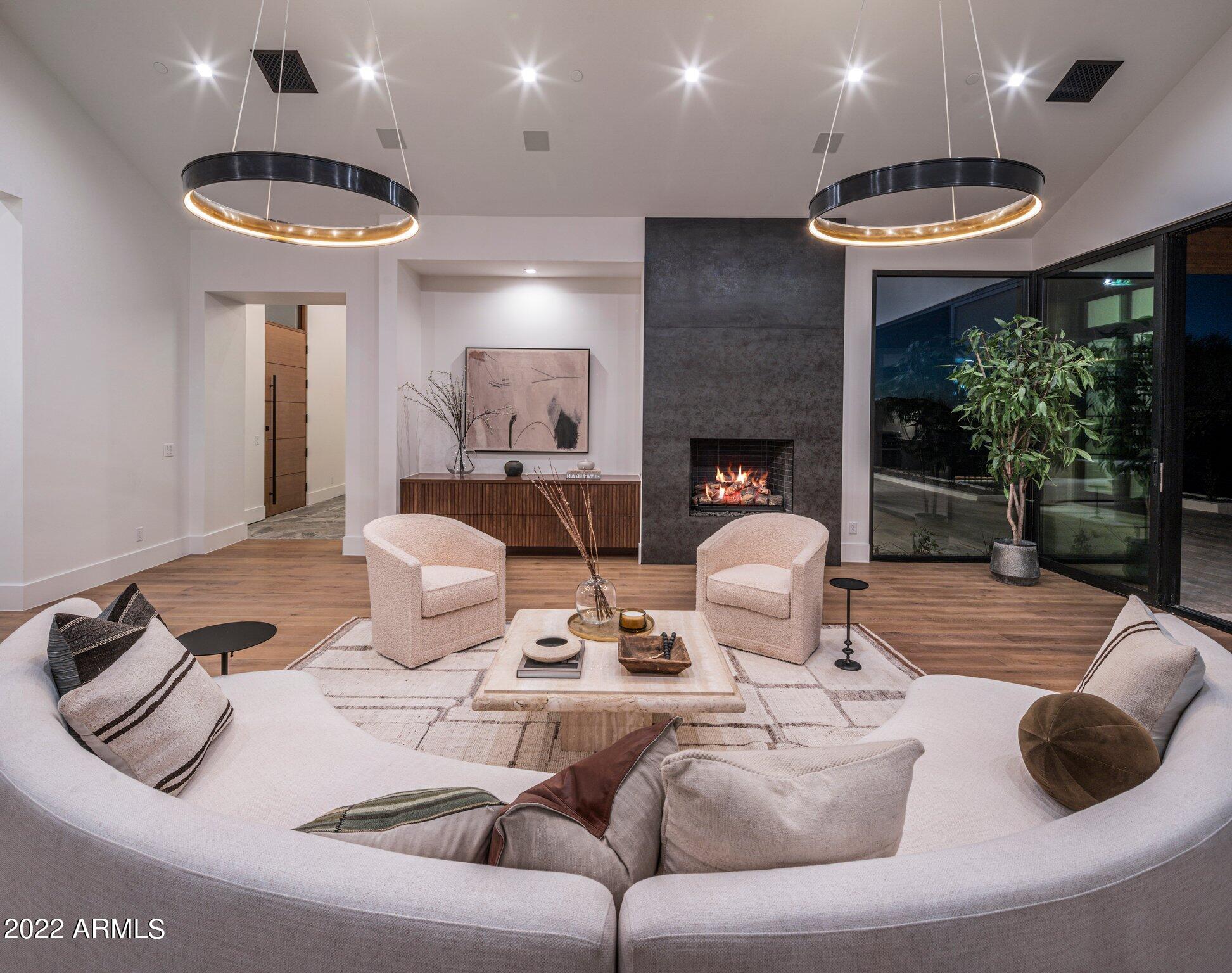 BRET HILLS - Residential