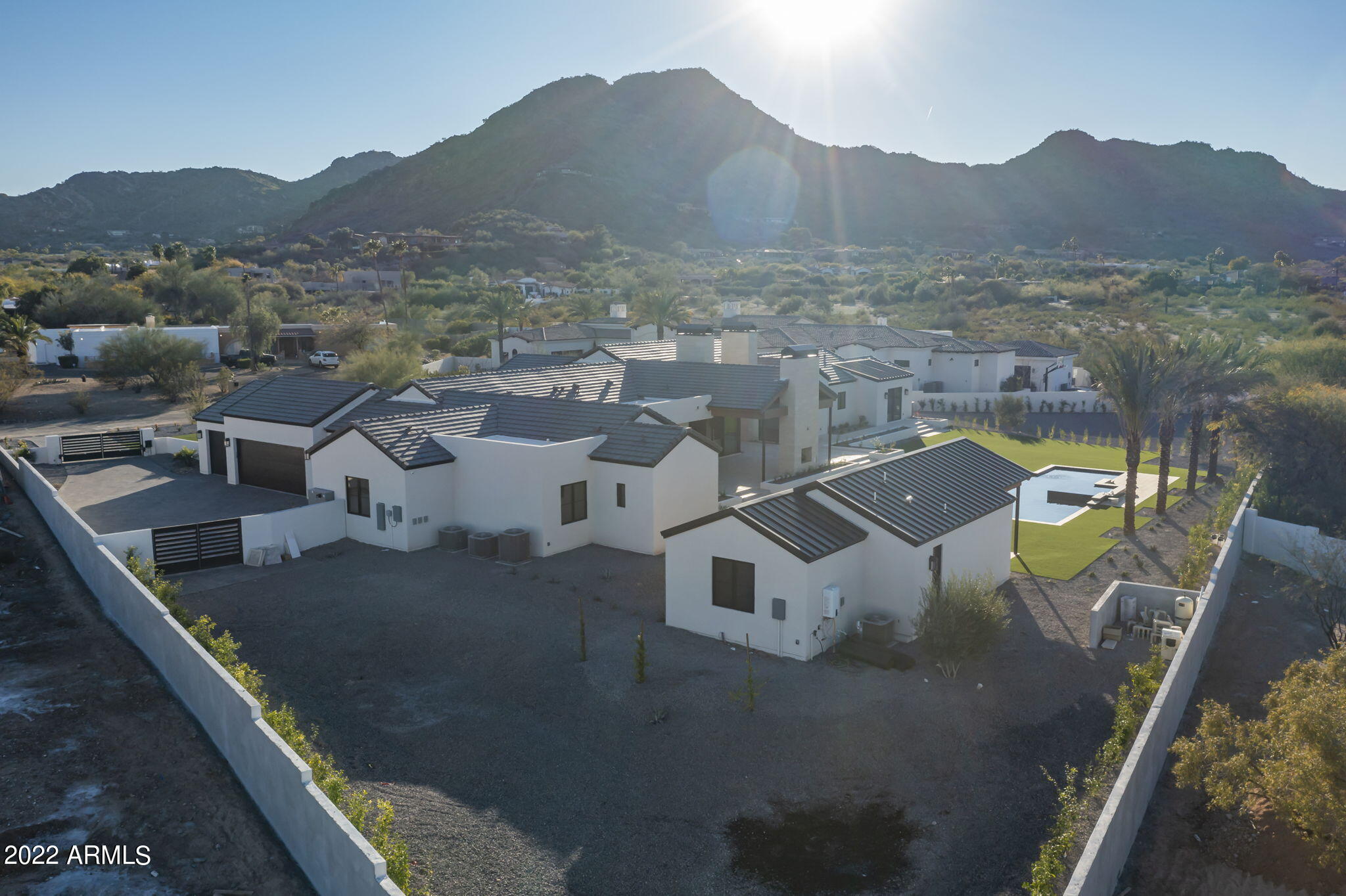 BRET HILLS - Residential
