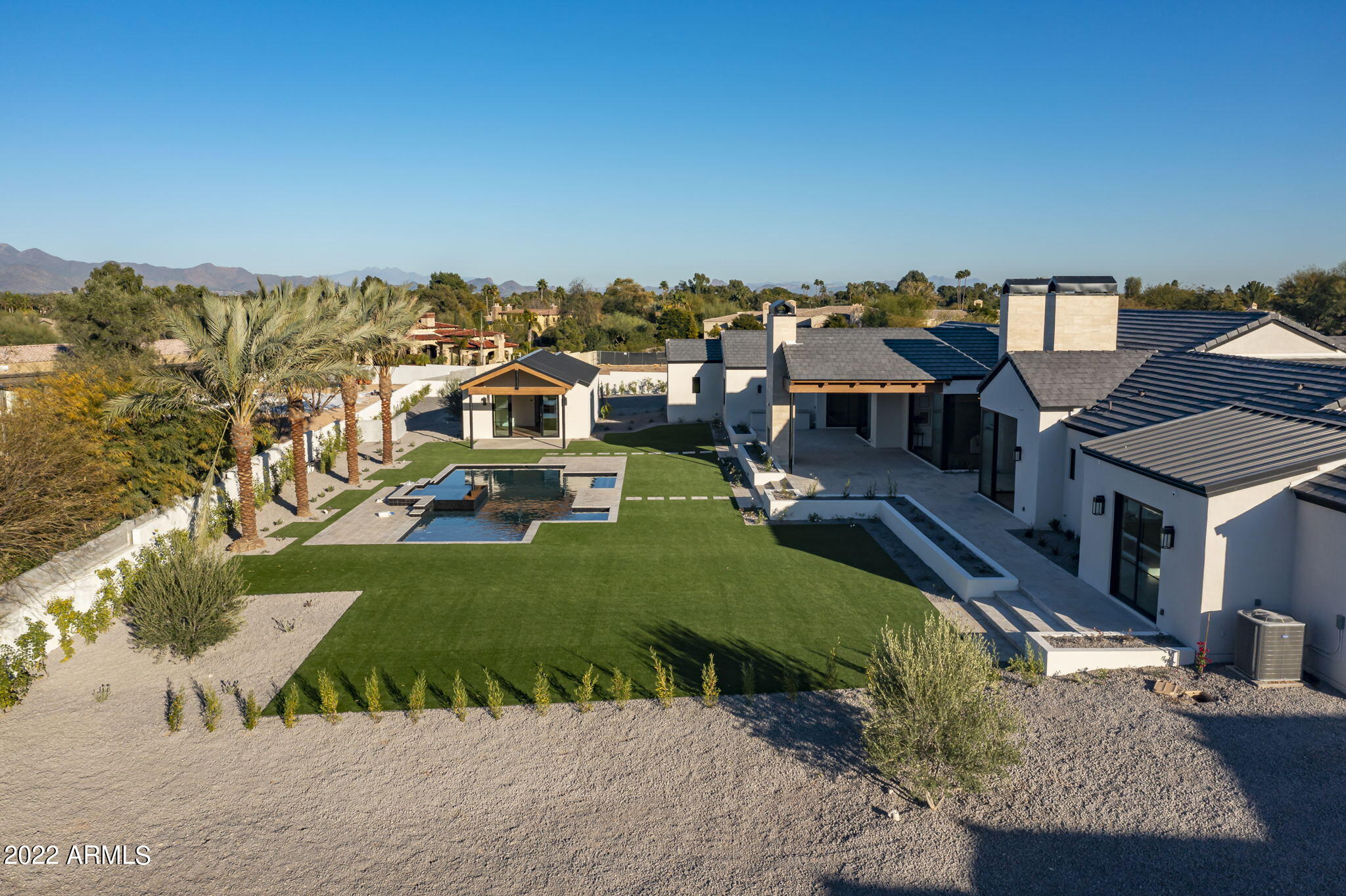 BRET HILLS - Residential