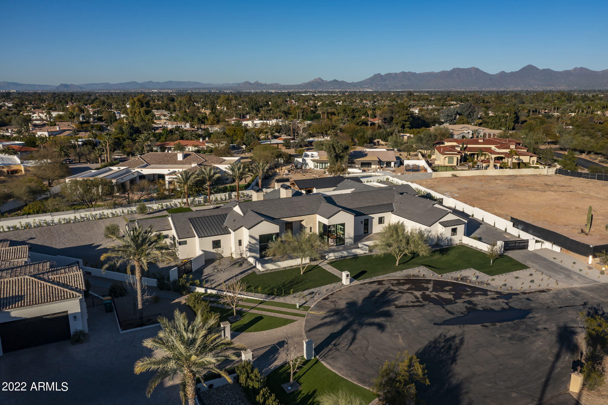 BRET HILLS - Residential