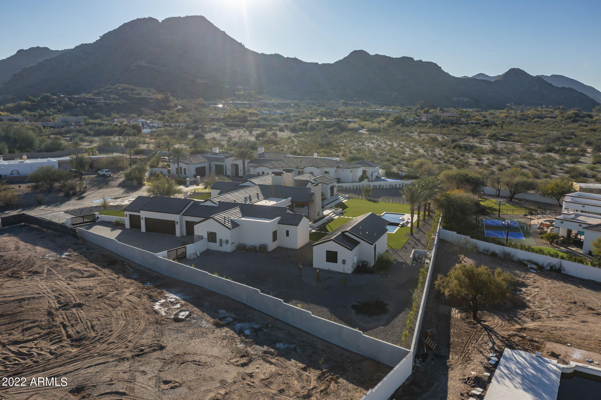 BRET HILLS - Residential