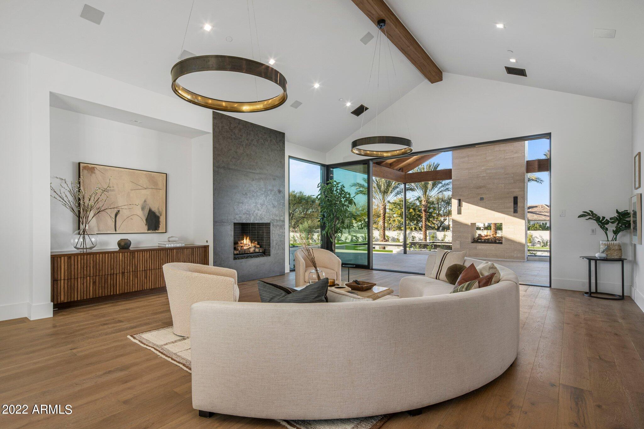 BRET HILLS - Residential