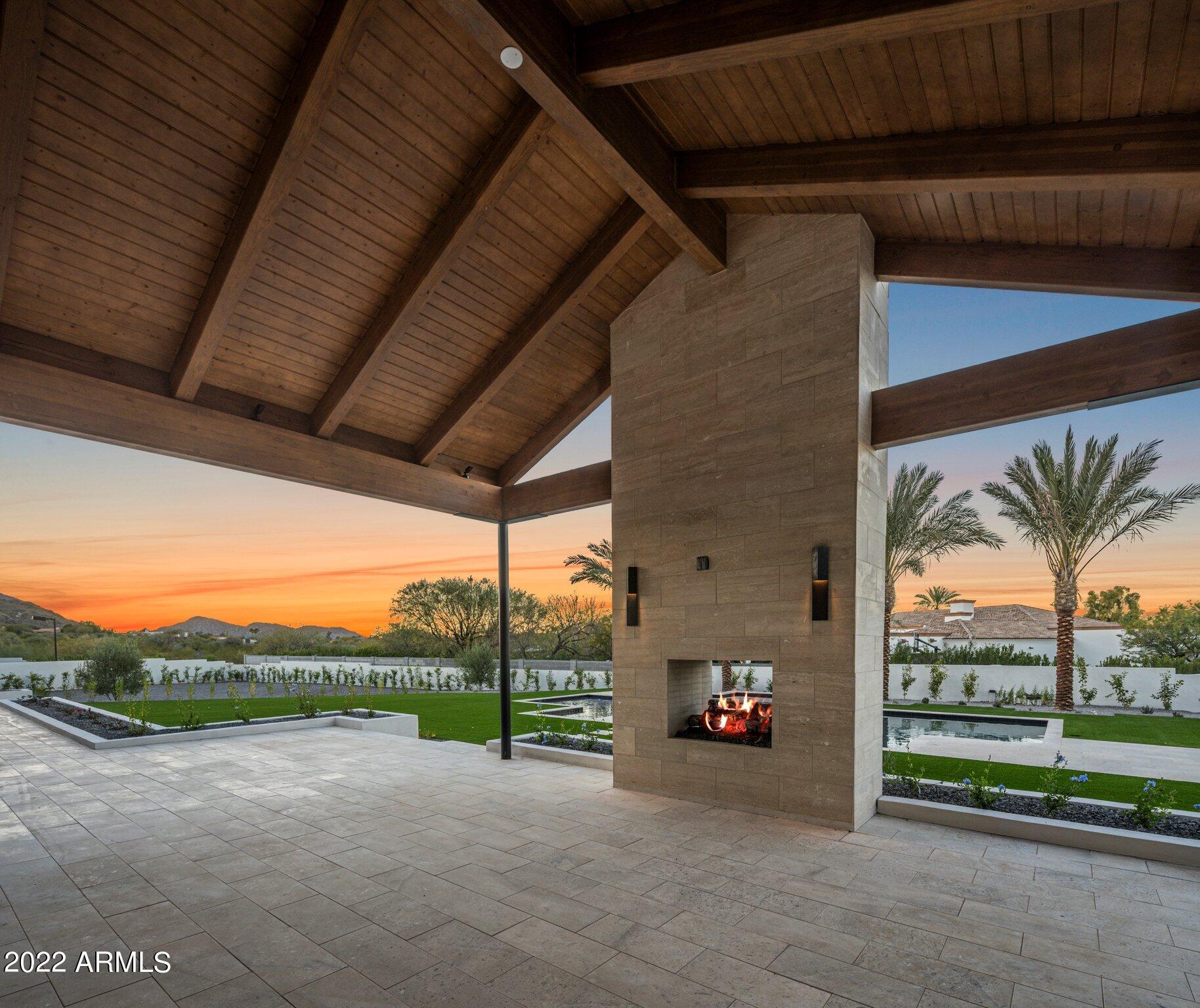 BRET HILLS - Residential