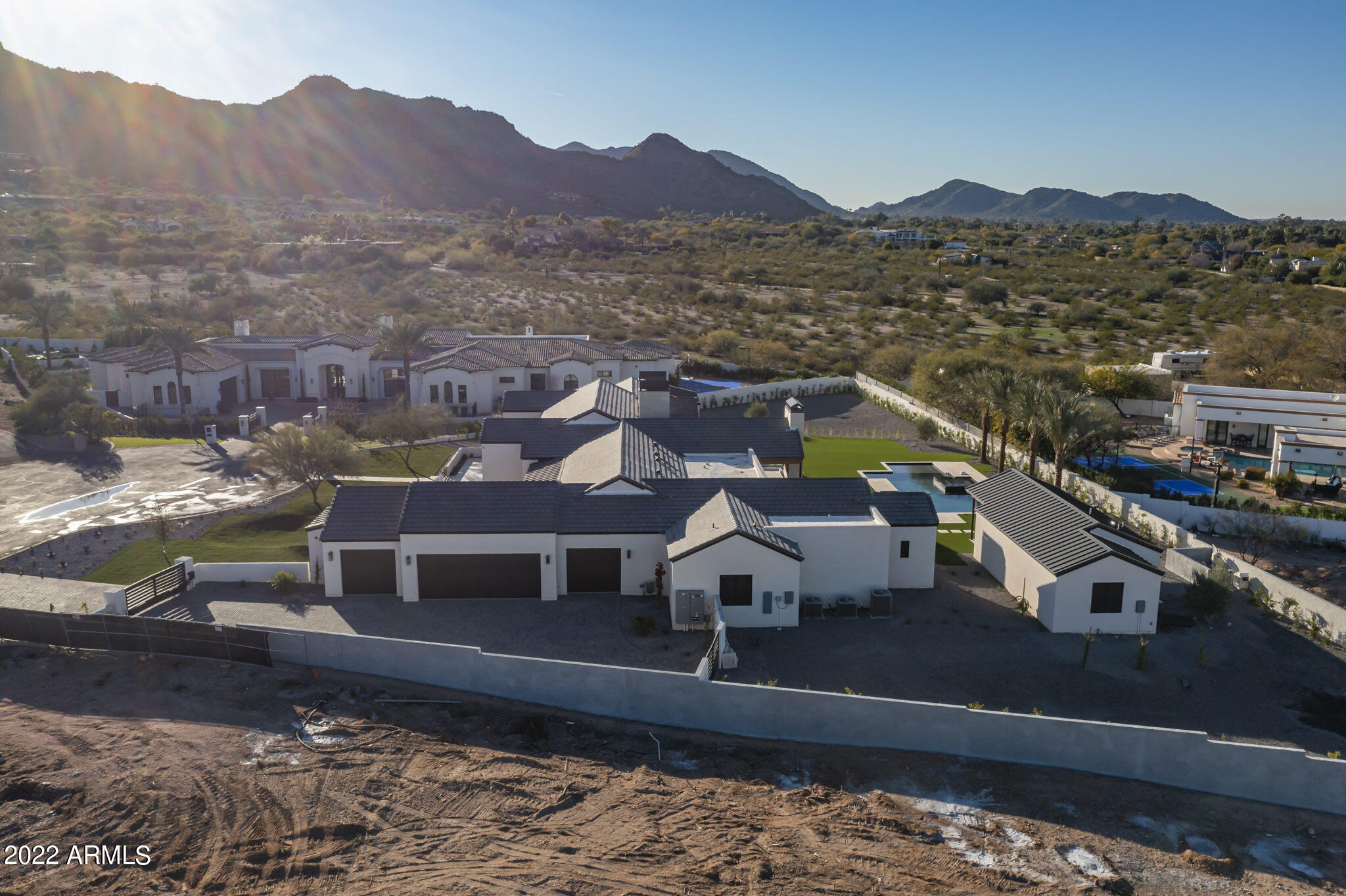 BRET HILLS - Residential