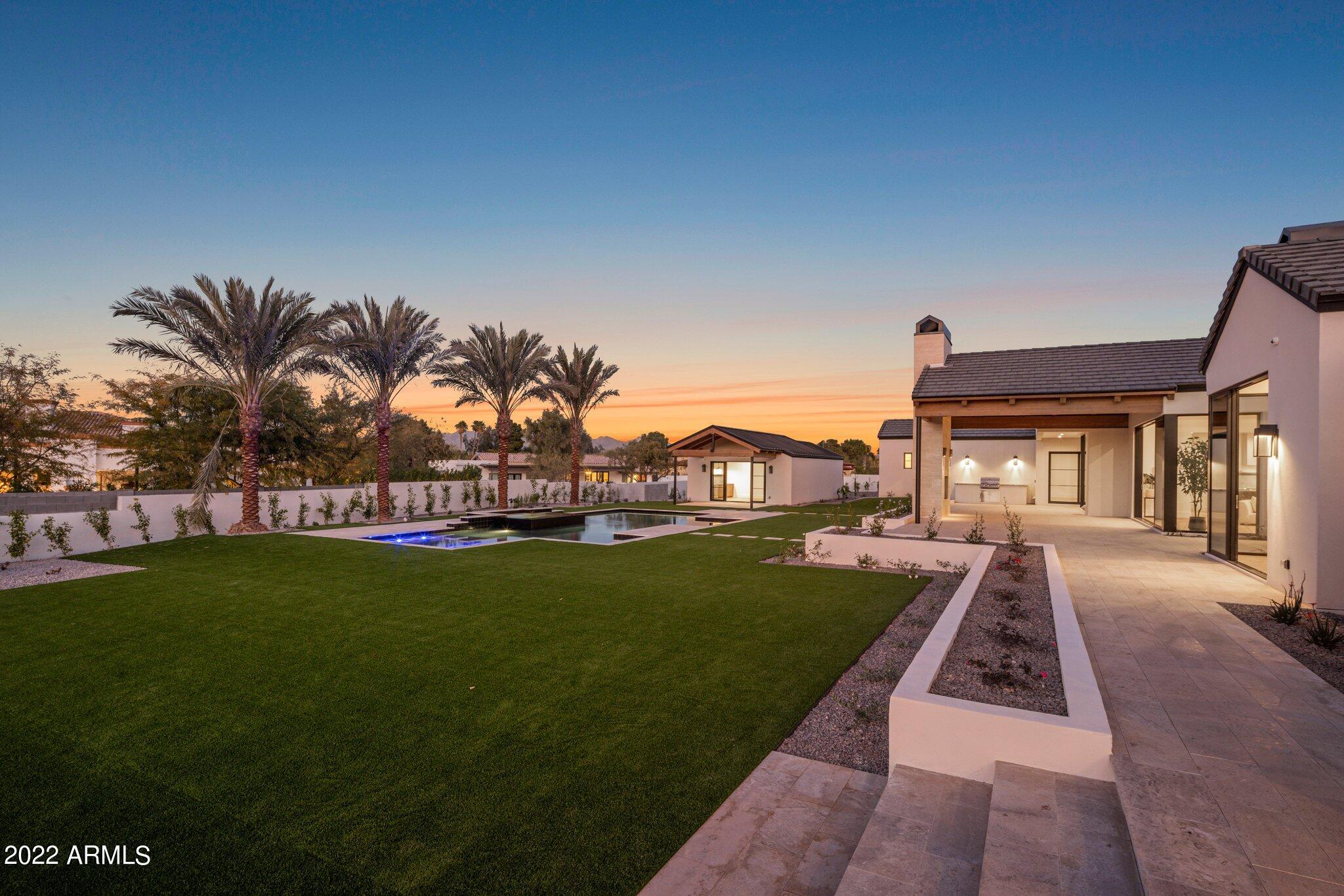 BRET HILLS - Residential