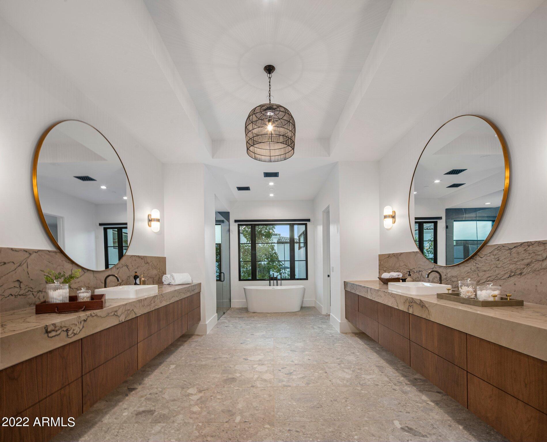 BRET HILLS - Residential
