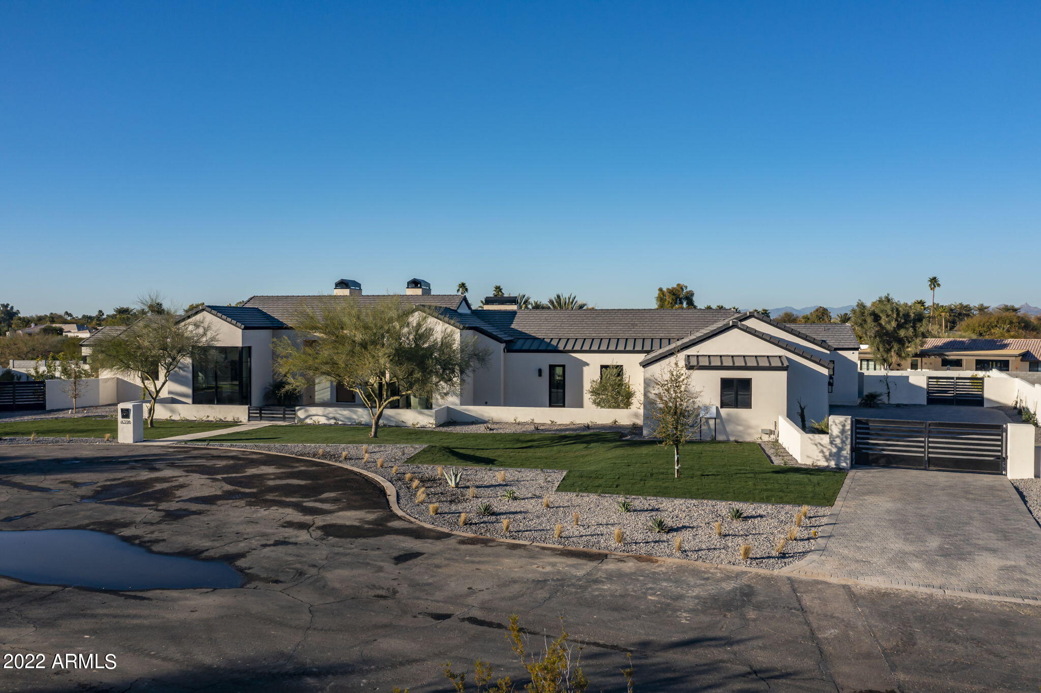 BRET HILLS - Residential