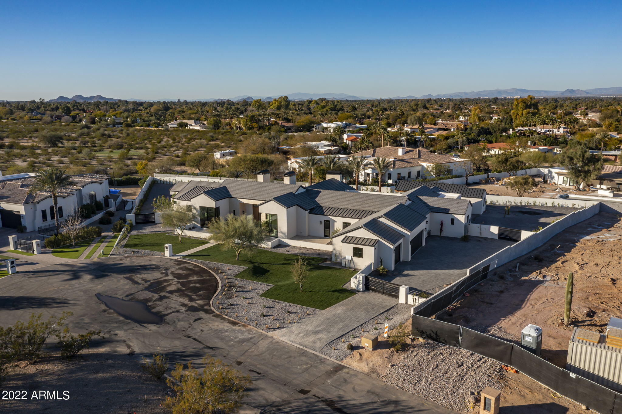 BRET HILLS - Residential