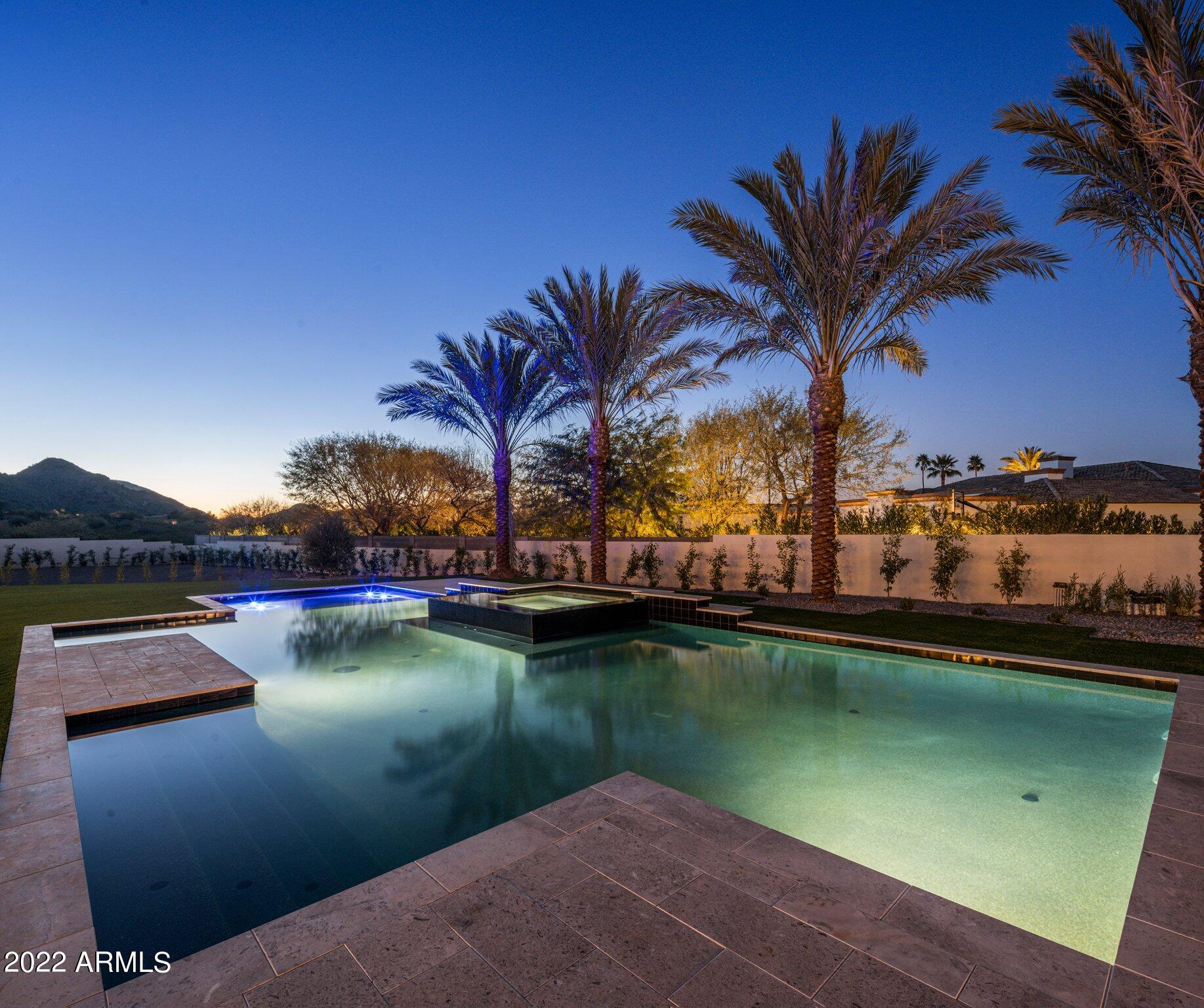 BRET HILLS - Residential